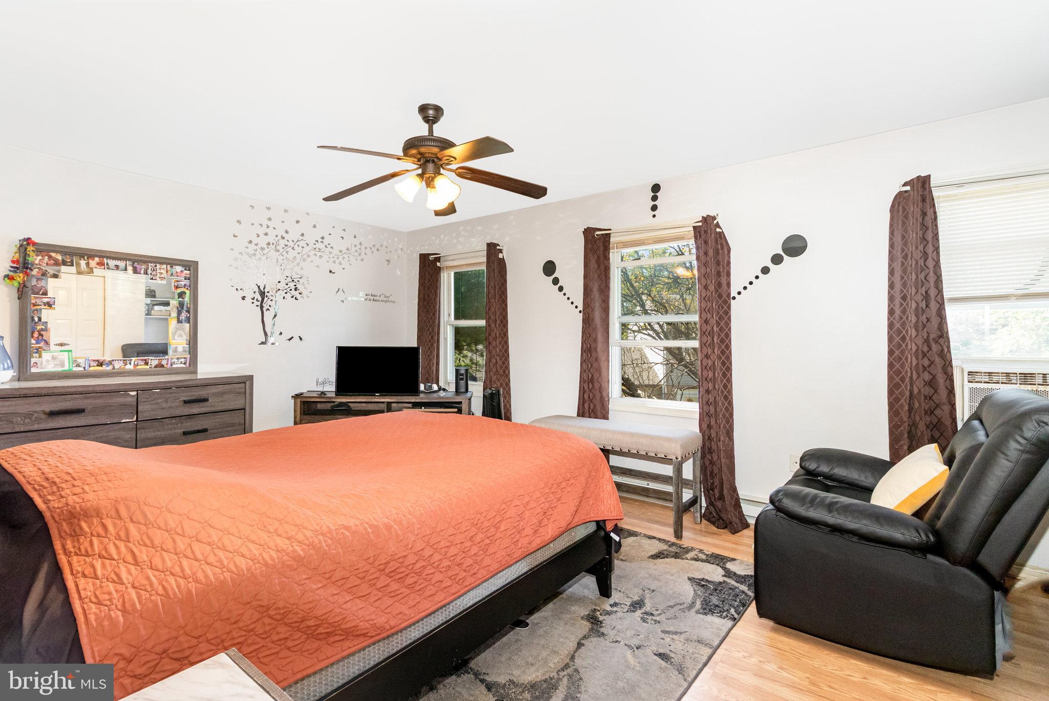 SALEM PARK - Residential