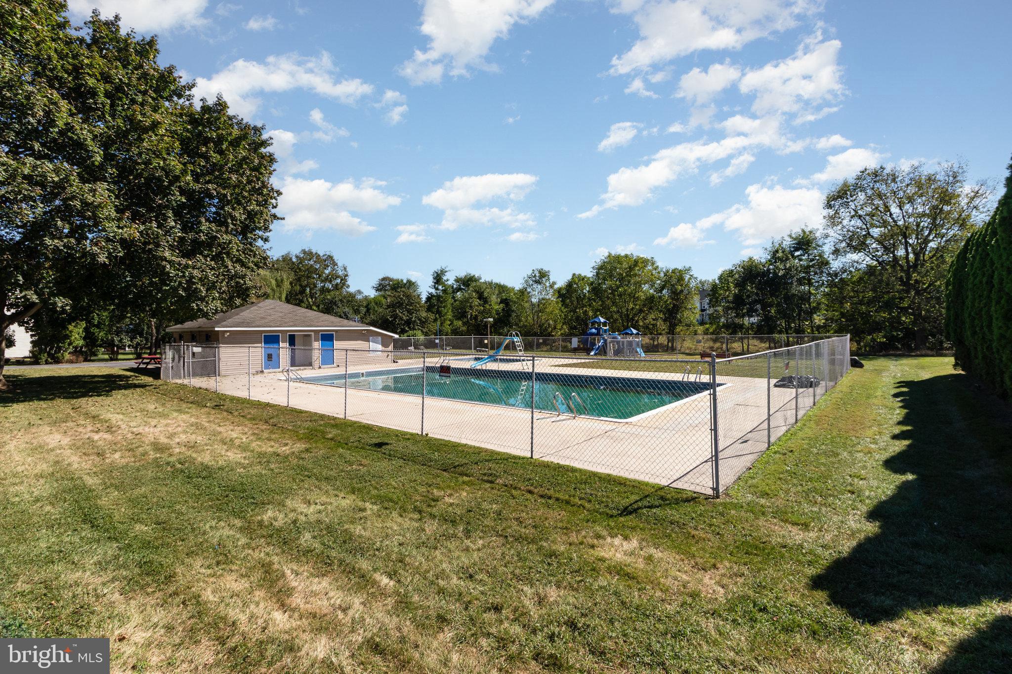 SALEM PARK - Residential