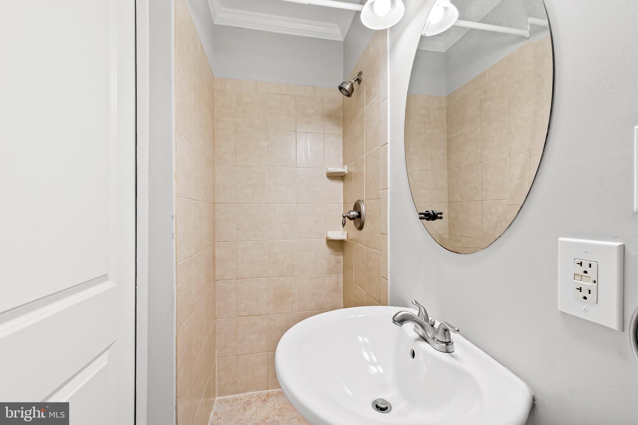 UPPER FELLS POINT - Residential