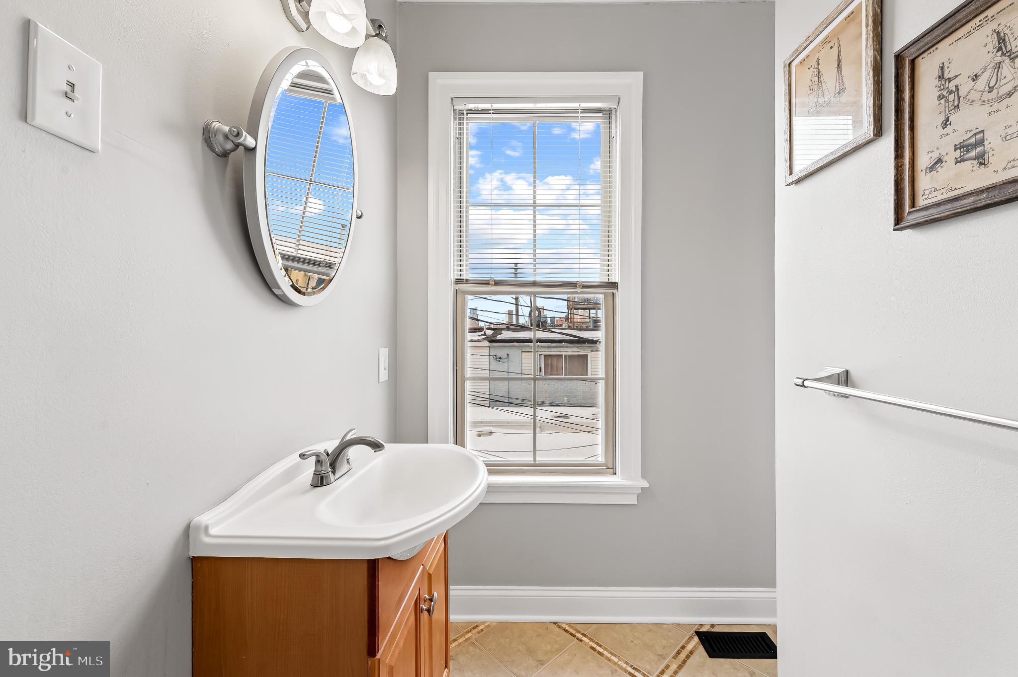 UPPER FELLS POINT - Residential