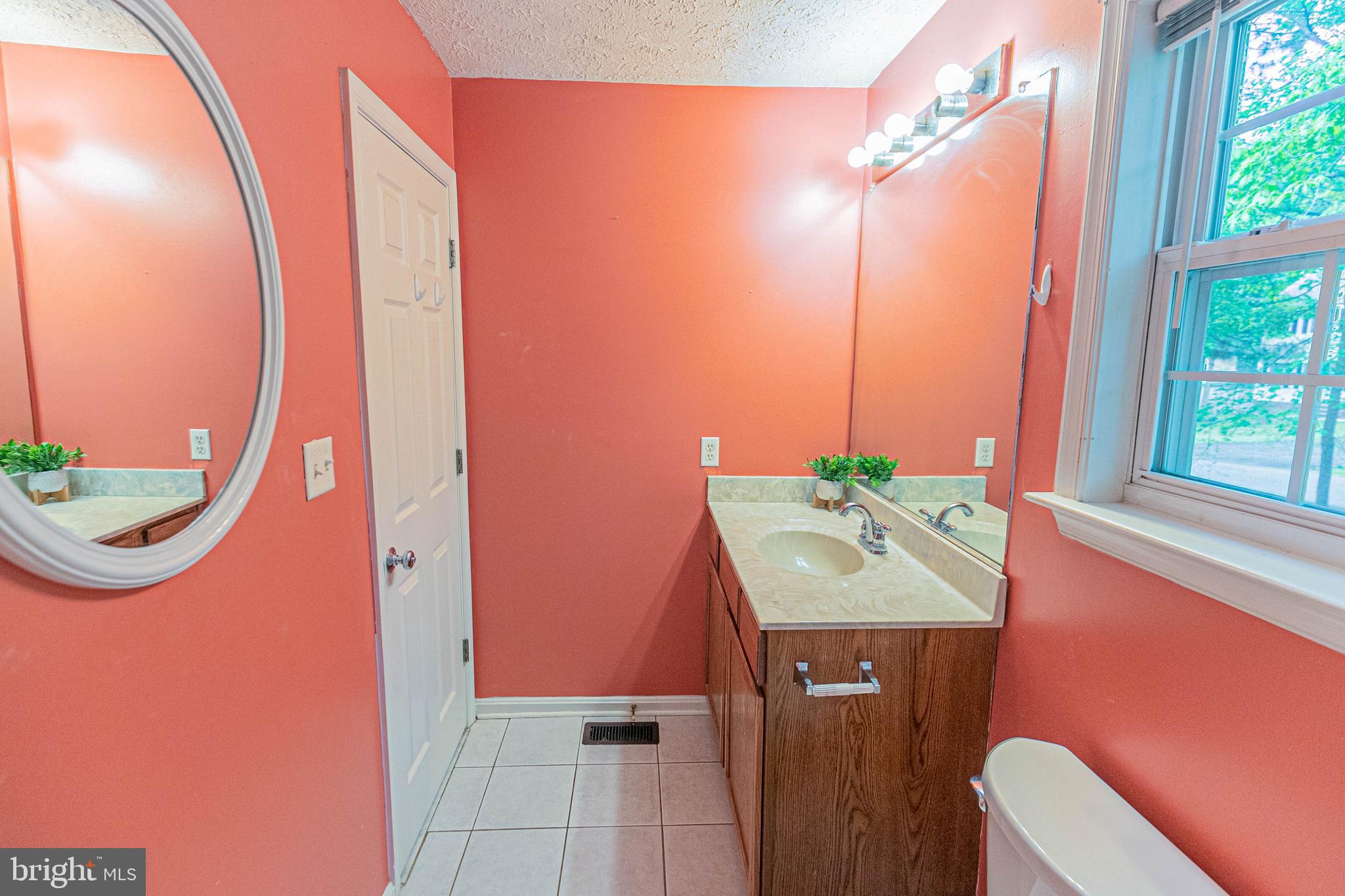 LAKE LAND OR - Residential