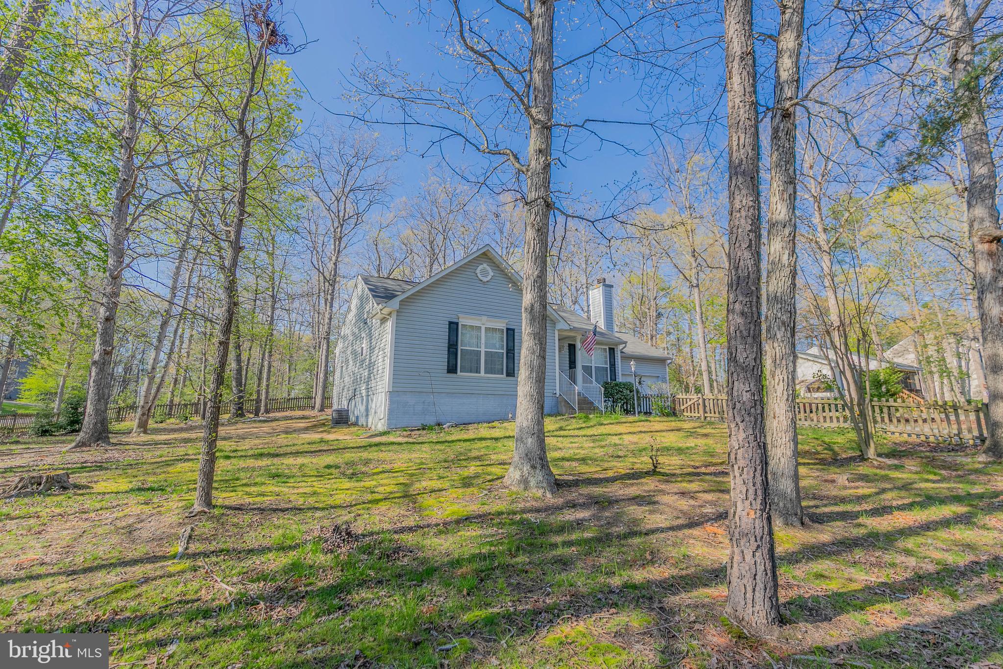 LAKE LAND OR - Residential