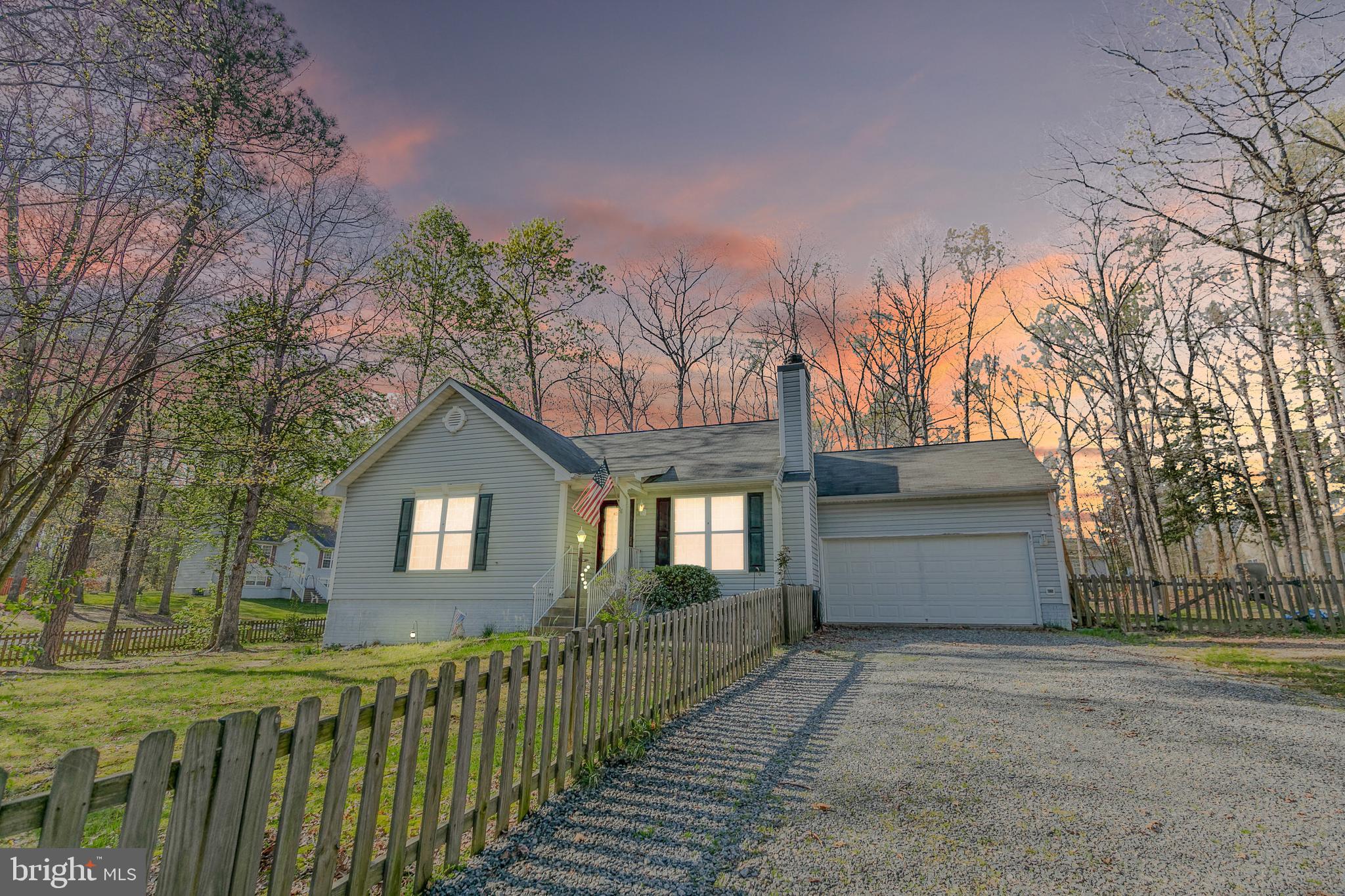 LAKE LAND OR - Residential