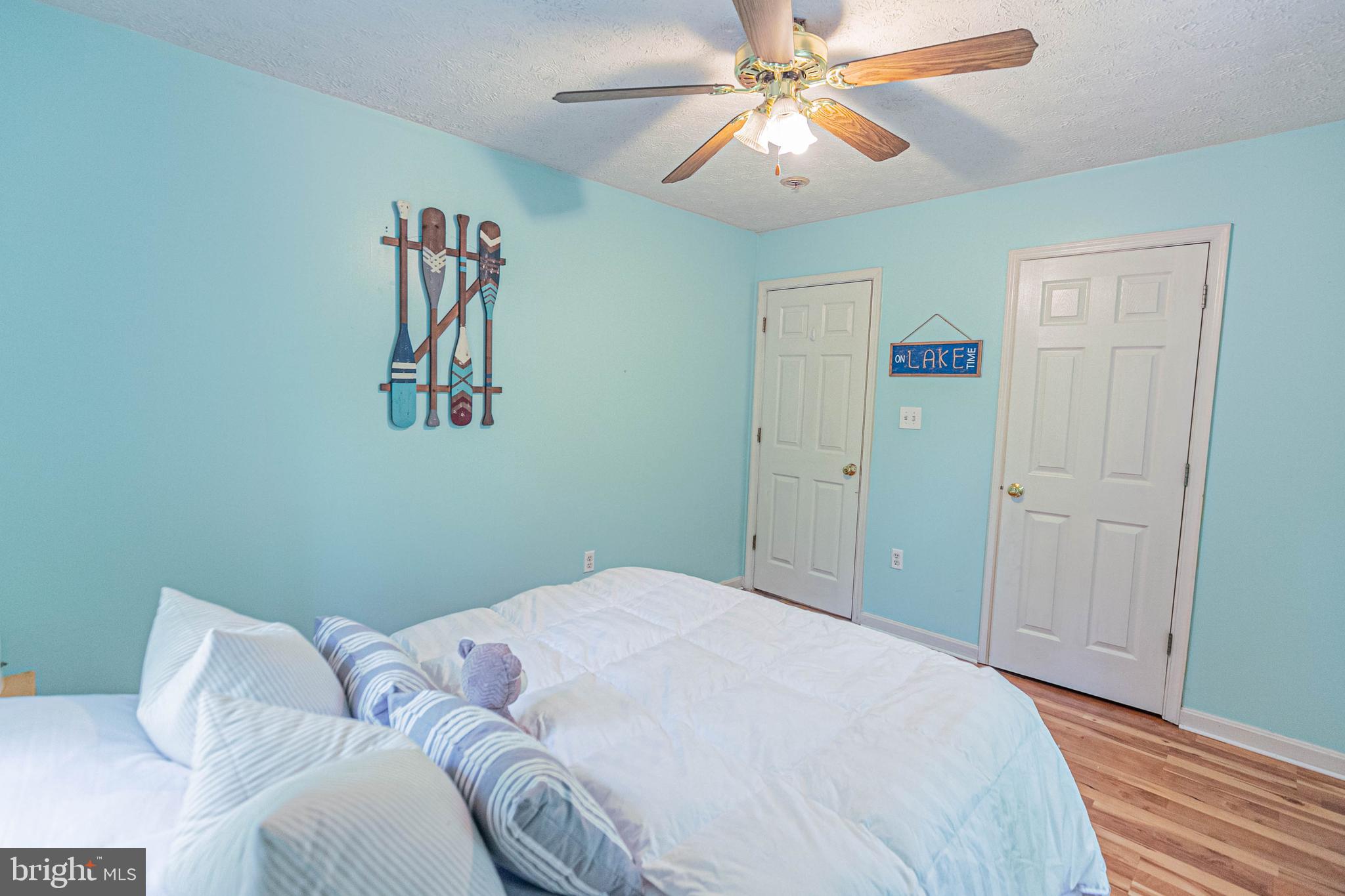 LAKE LAND OR - Residential