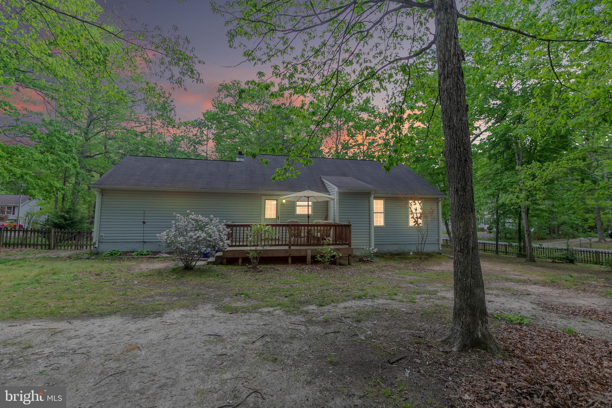 LAKE LAND OR - Residential