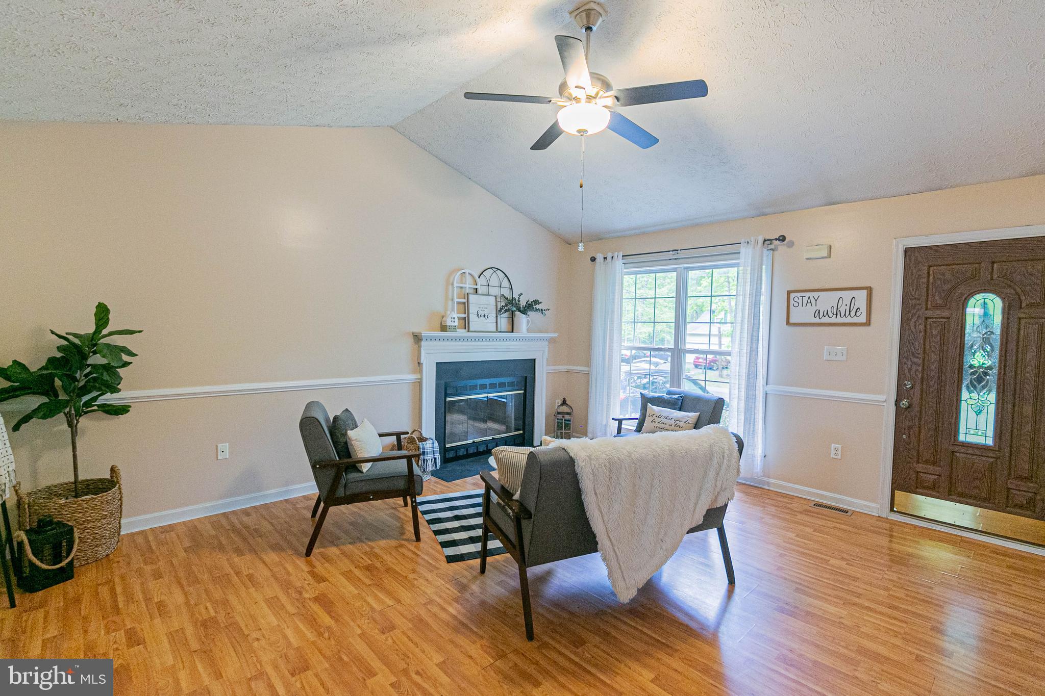 LAKE LAND OR - Residential