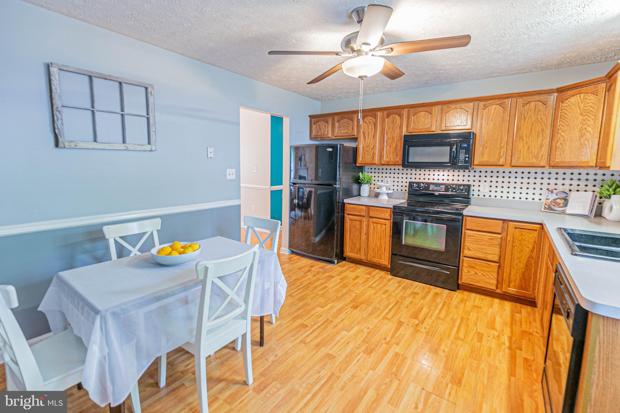 LAKE LAND OR - Residential