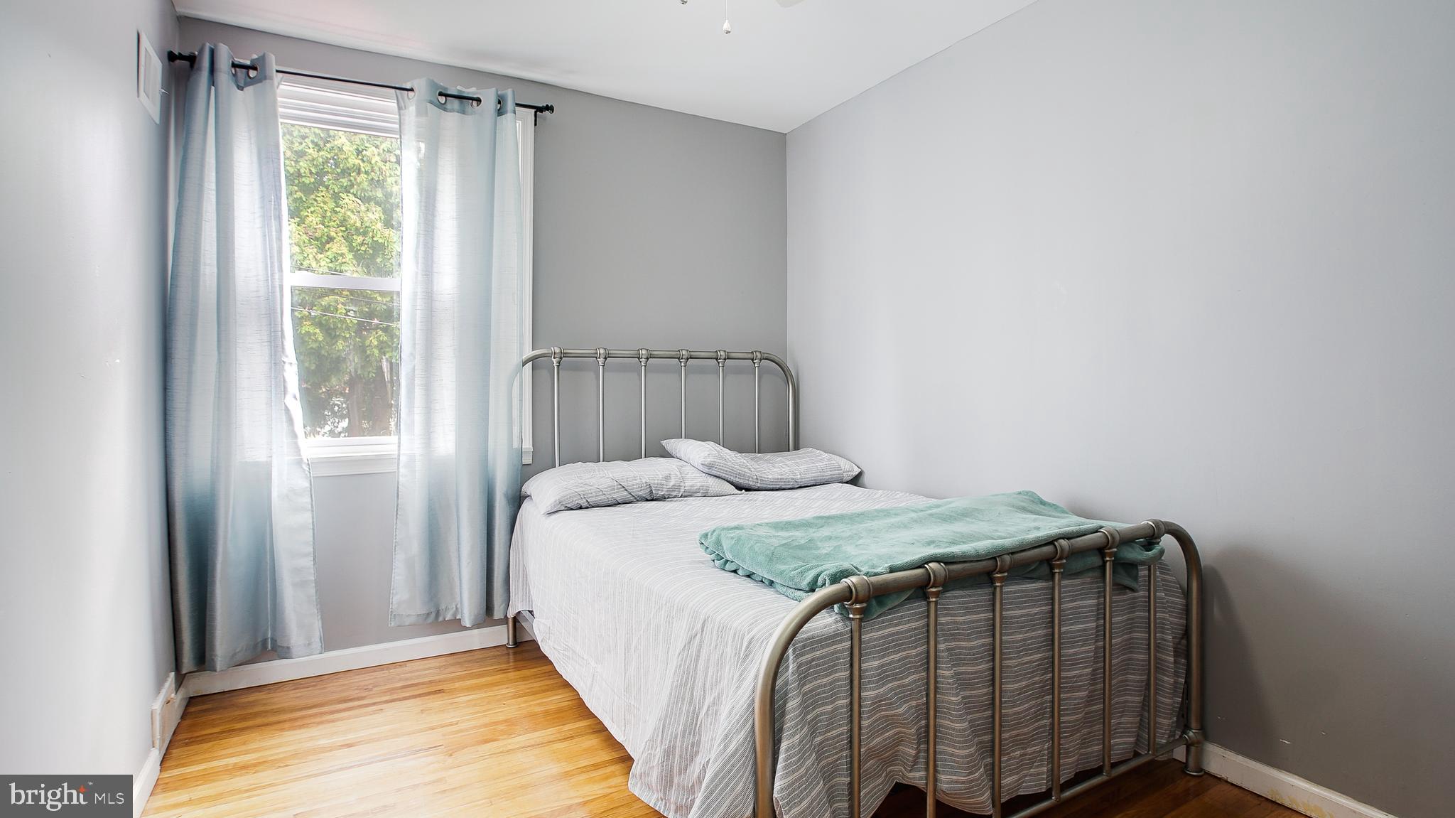 SOMERTON - Residential