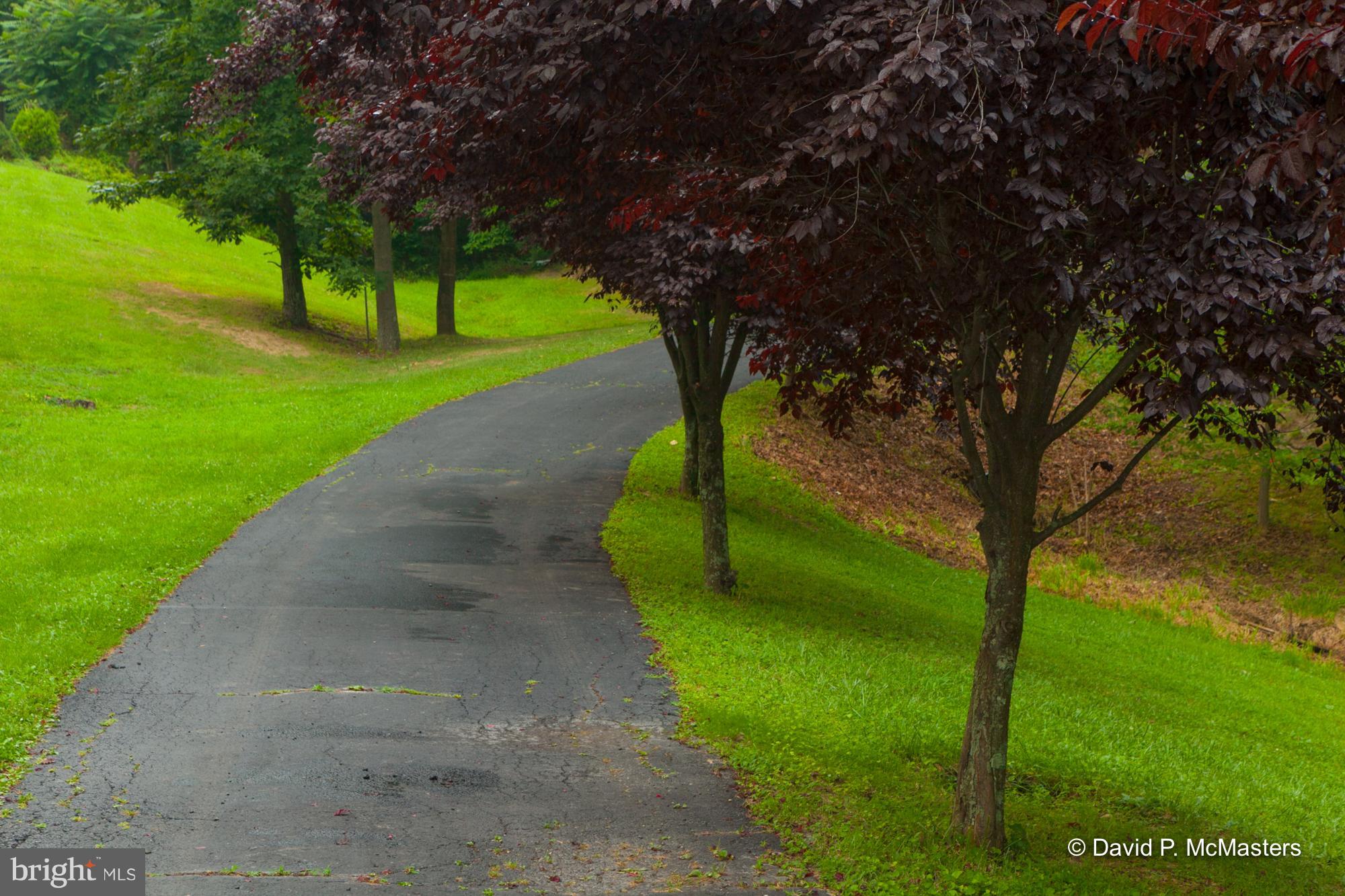 WHISPERING FALLS - Residential