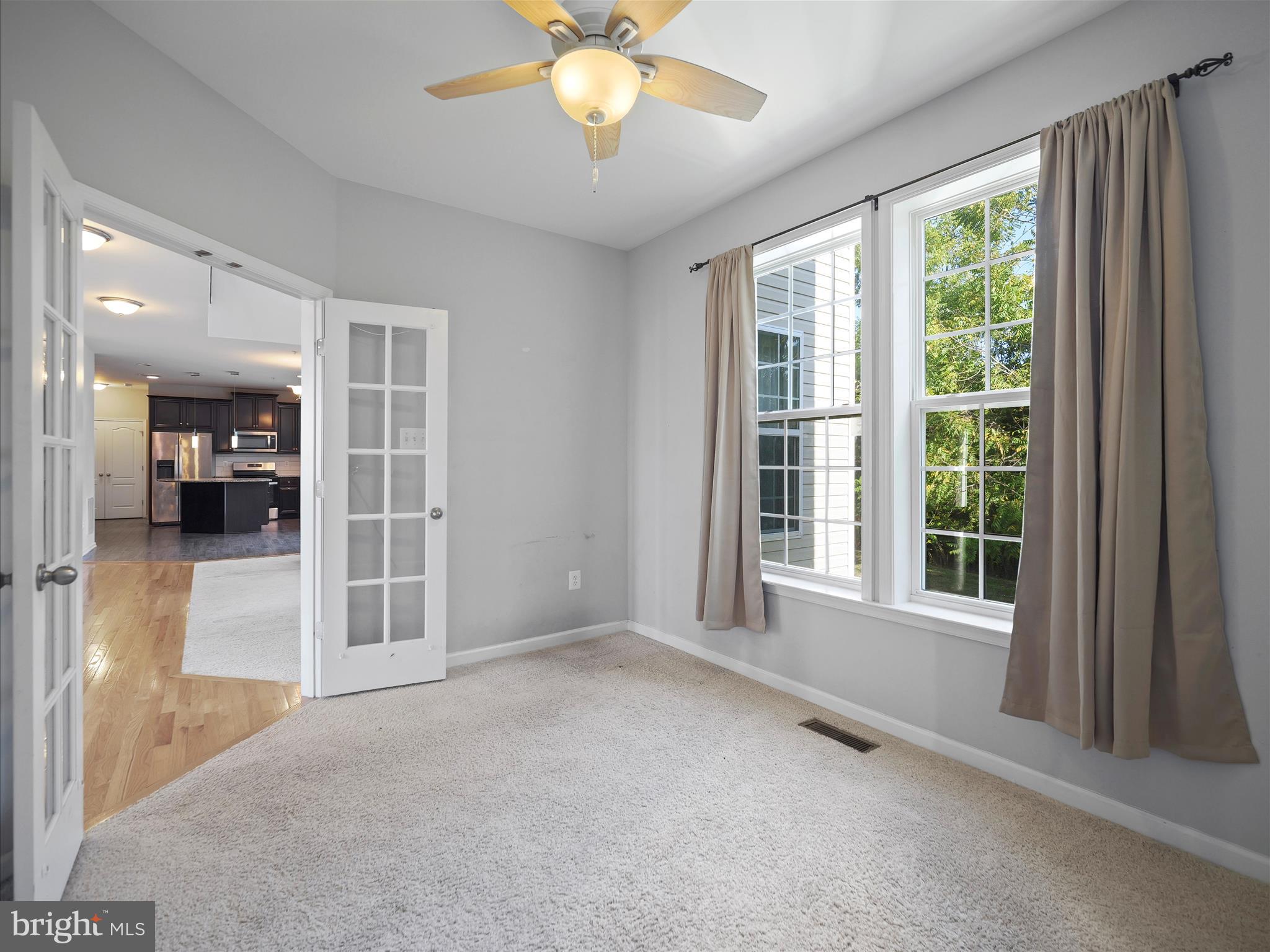 MAPLE VALLEY ESTATES - Residential Lease