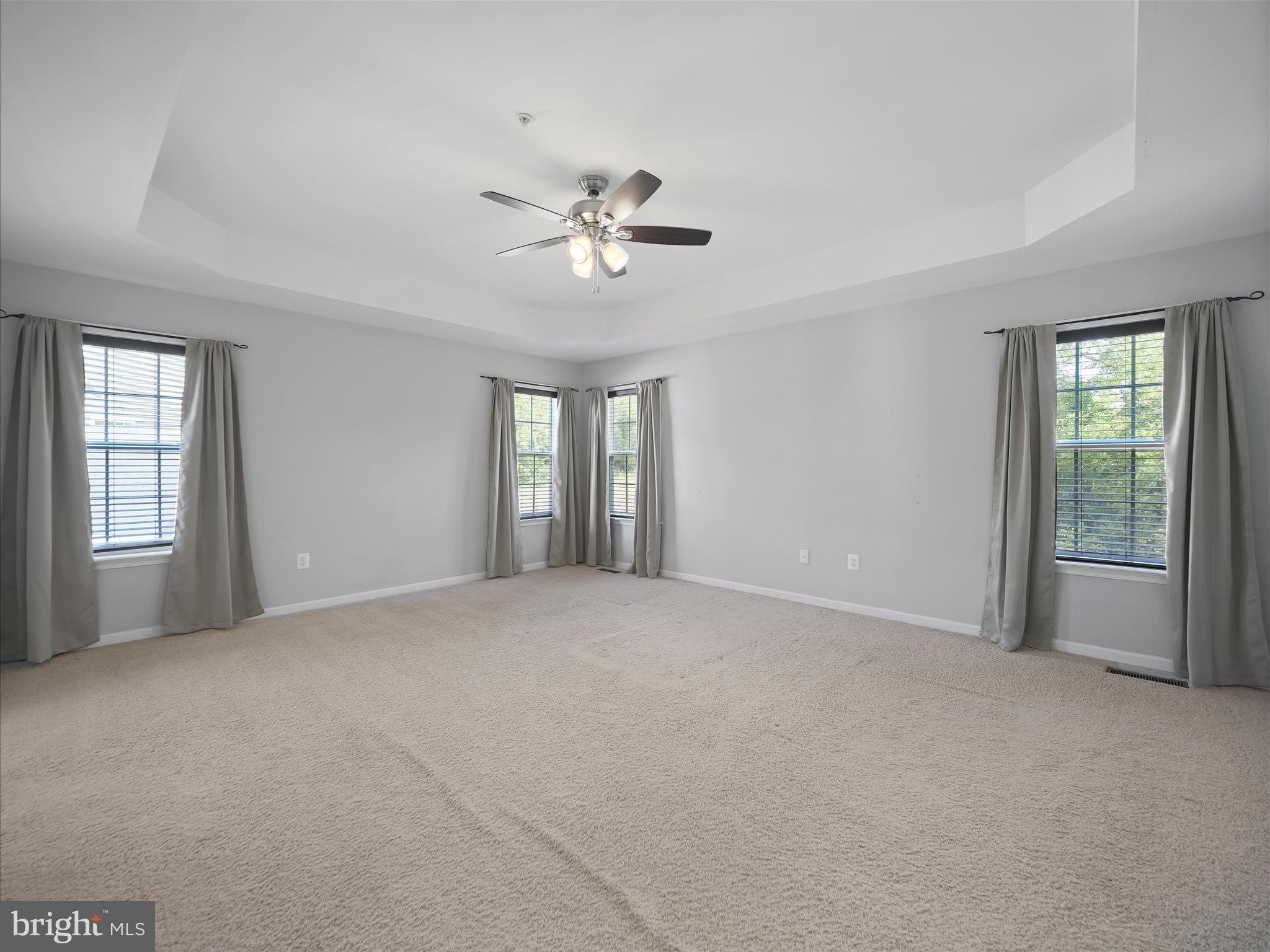 MAPLE VALLEY ESTATES - Residential Lease