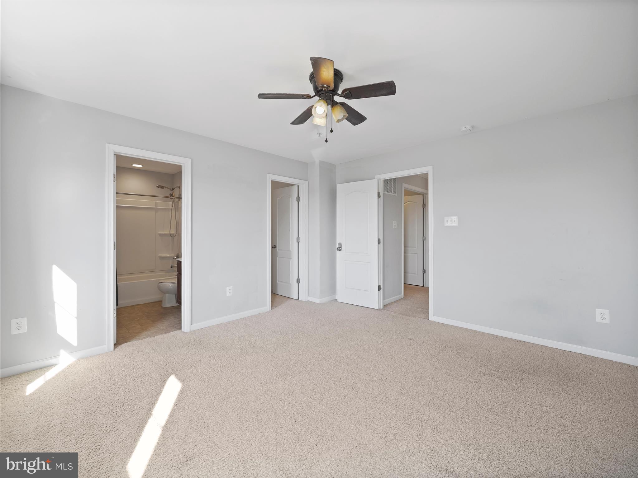 MAPLE VALLEY ESTATES - Residential Lease