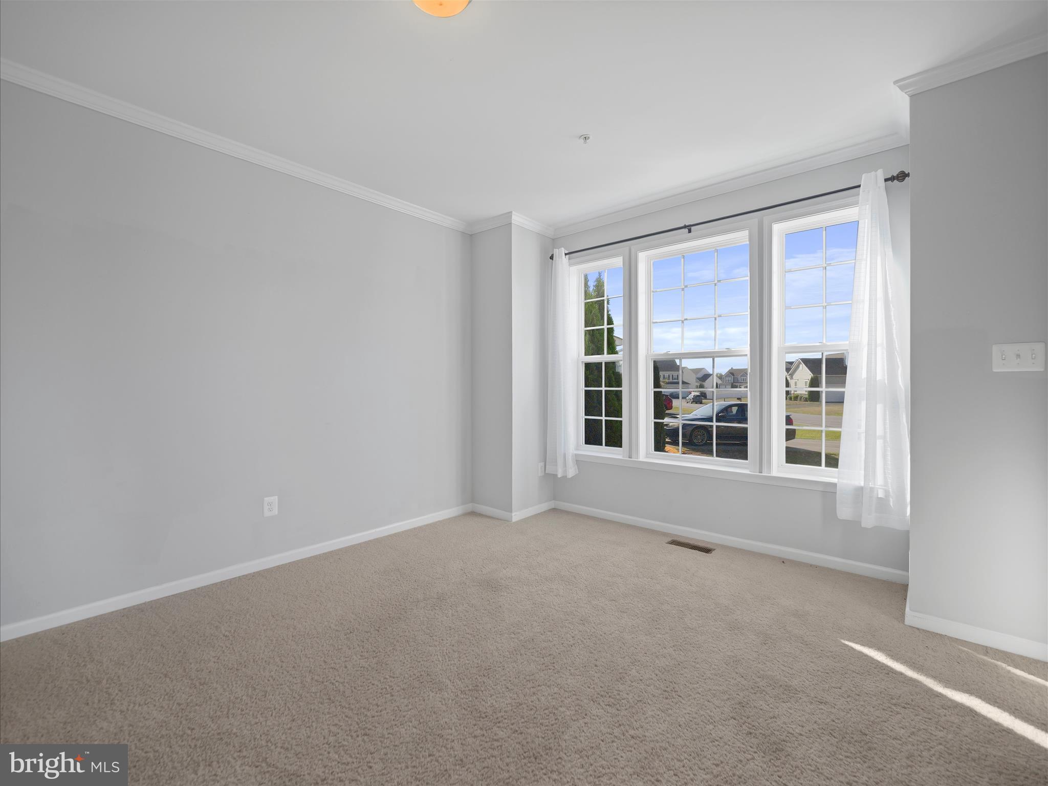 MAPLE VALLEY ESTATES - Residential Lease