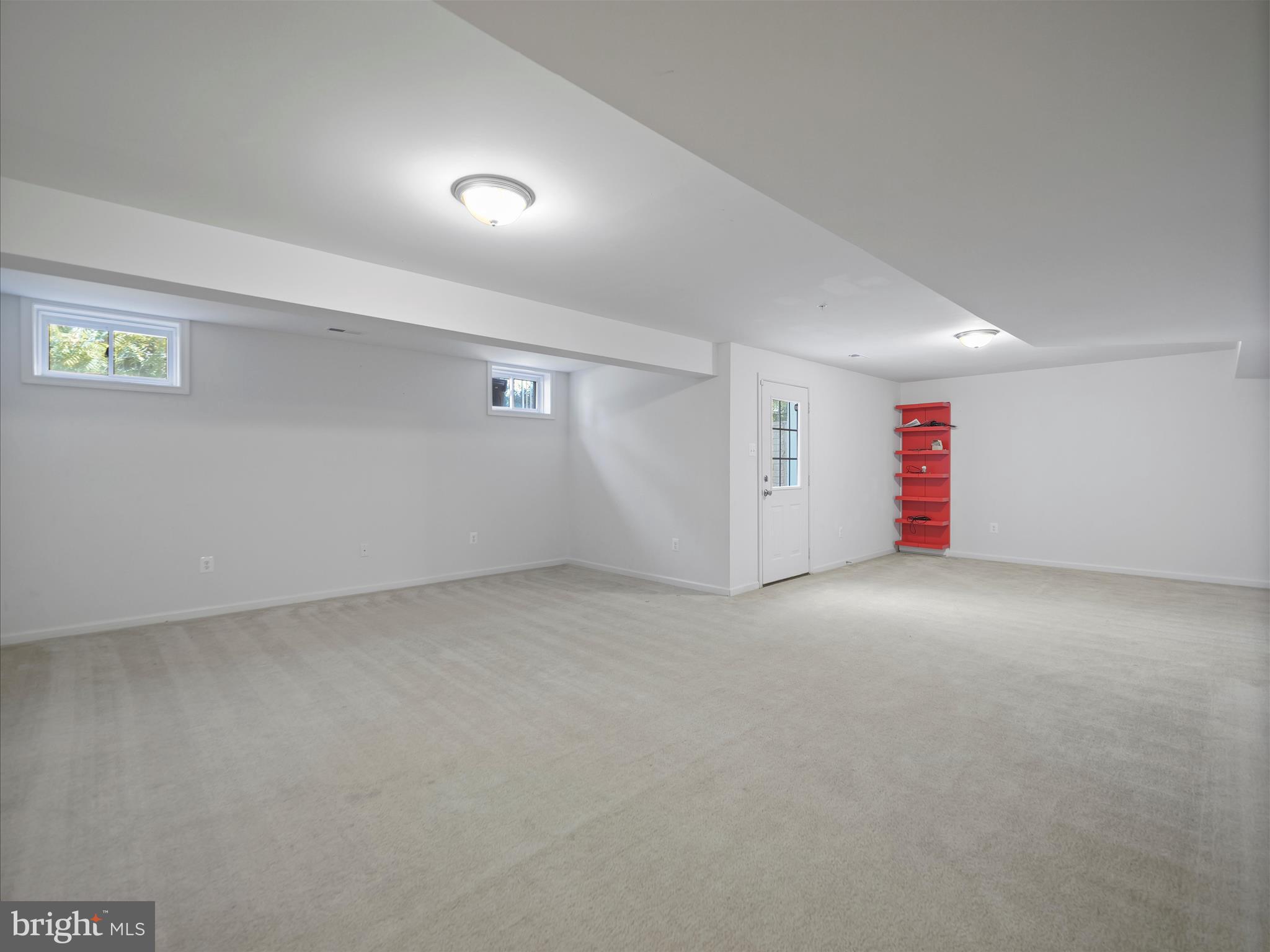 MAPLE VALLEY ESTATES - Residential Lease