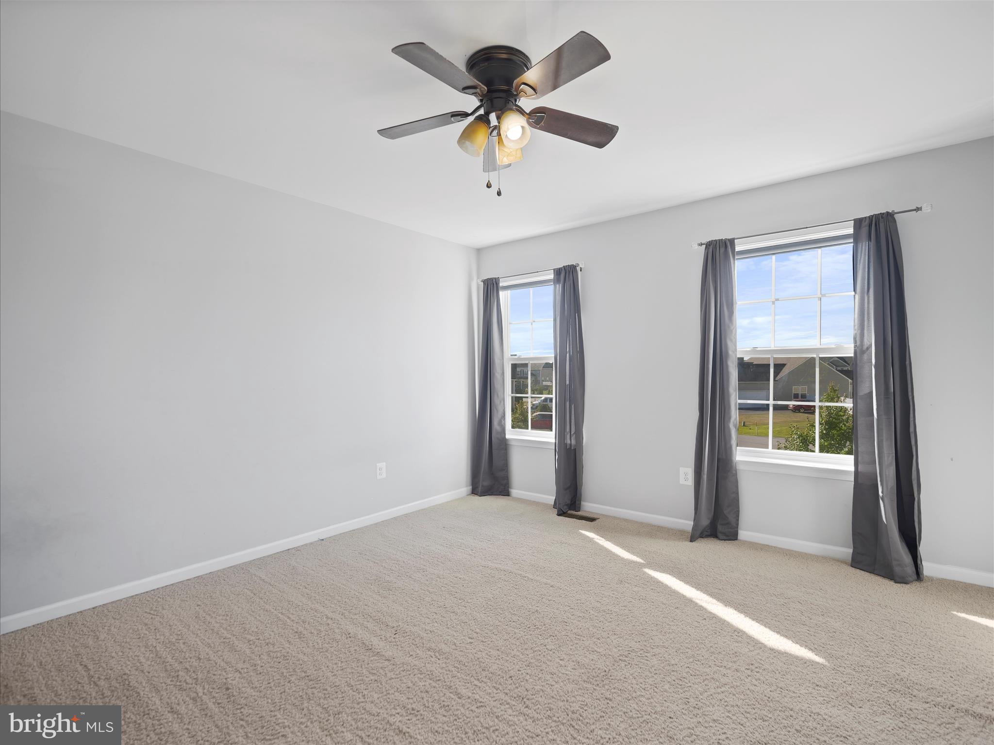 MAPLE VALLEY ESTATES - Residential Lease