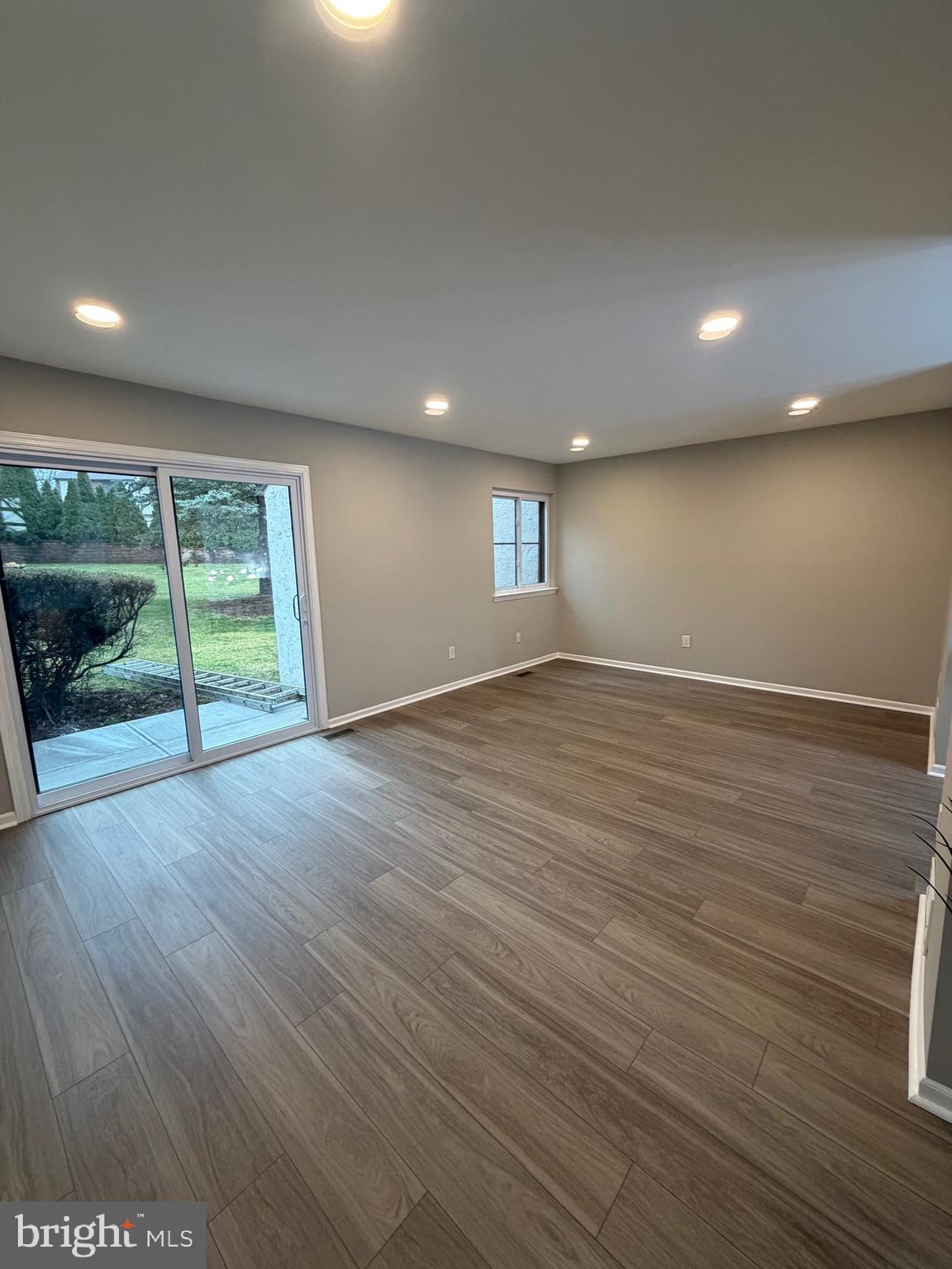 PRUSSIAN WOODS - Residential