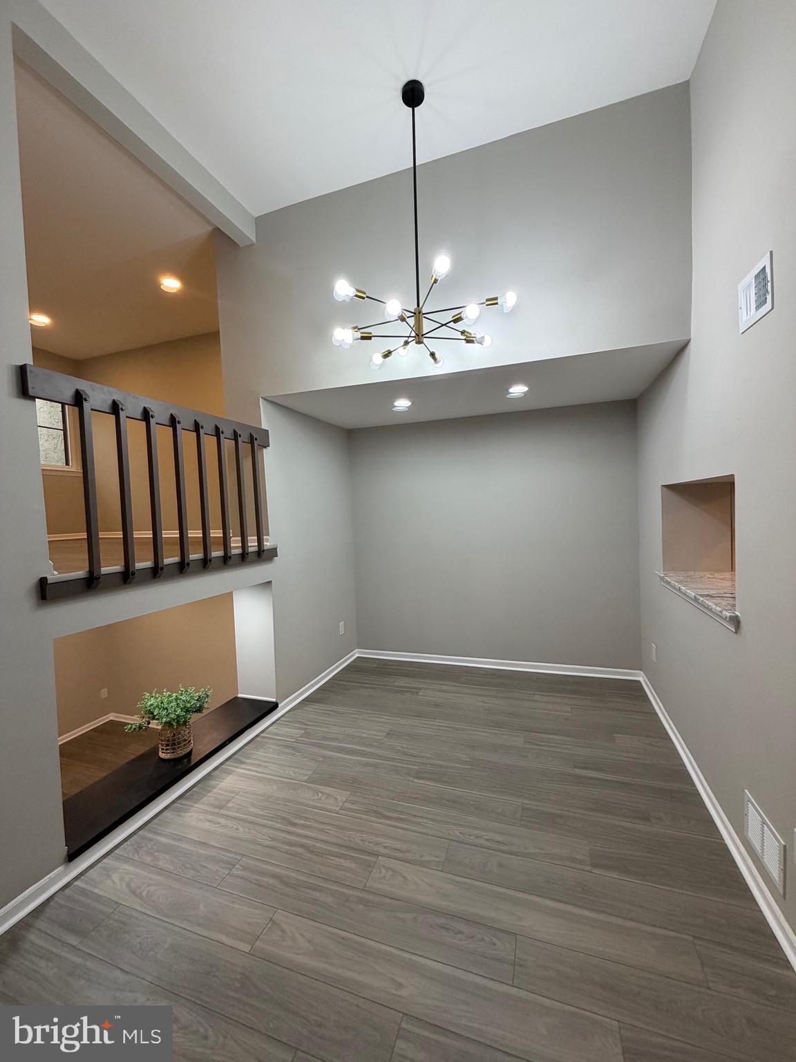 PRUSSIAN WOODS - Residential