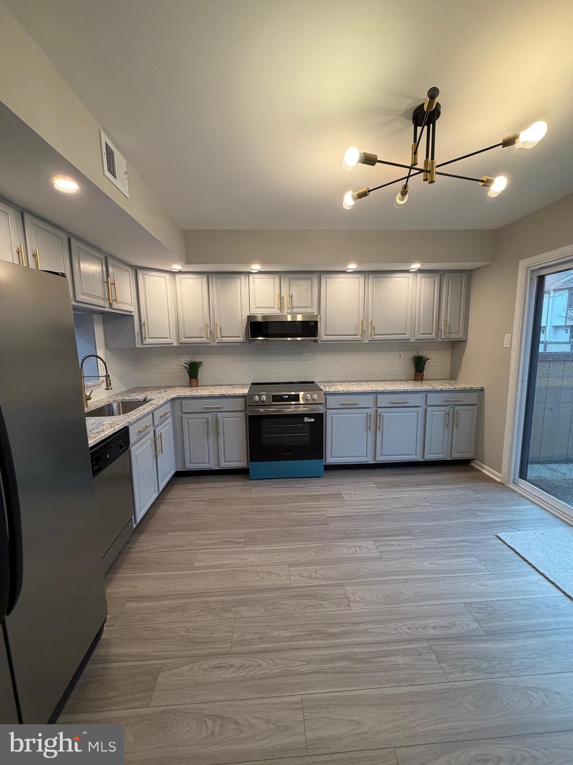 PRUSSIAN WOODS - Residential