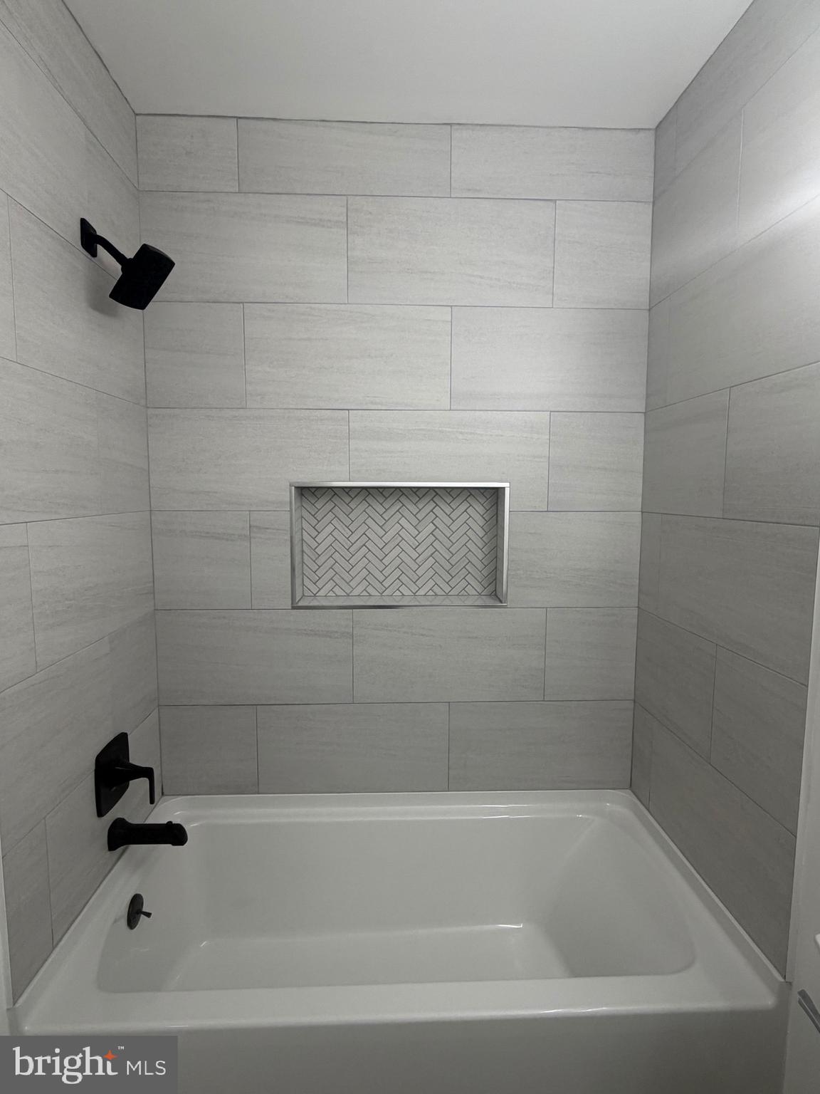 PRUSSIAN WOODS - Residential