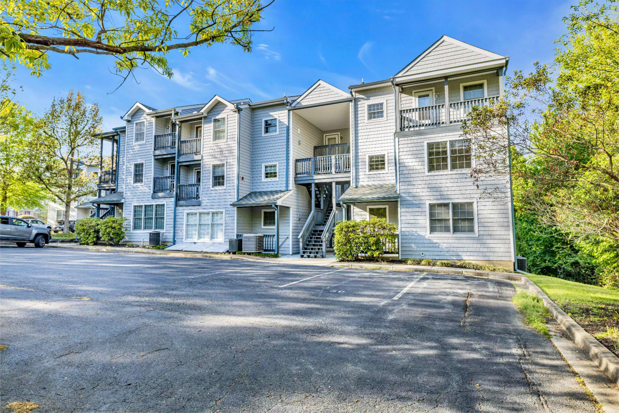 RIGBIE BLUFF - Residential