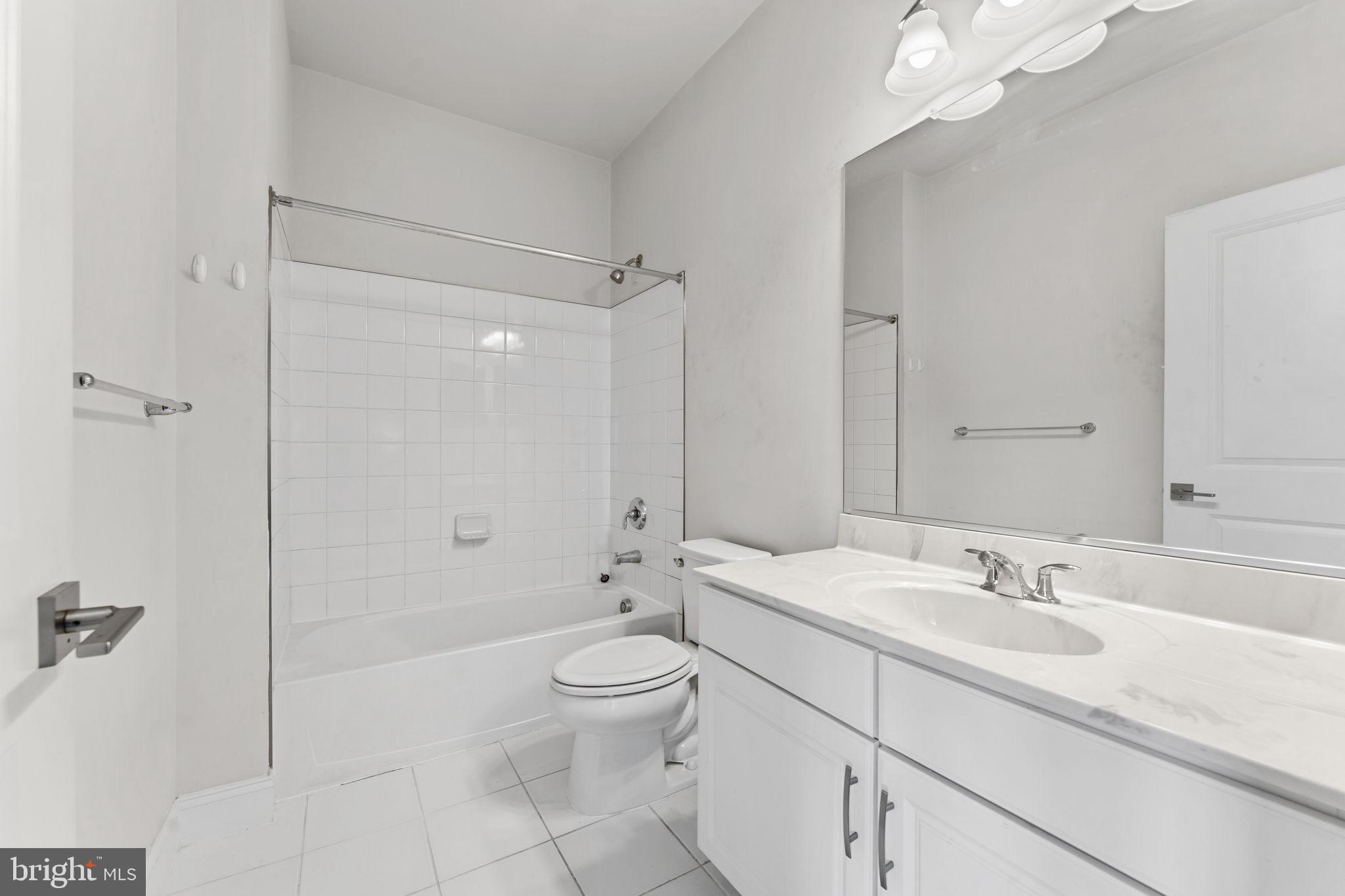 MARLBORO RIDGE - Residential