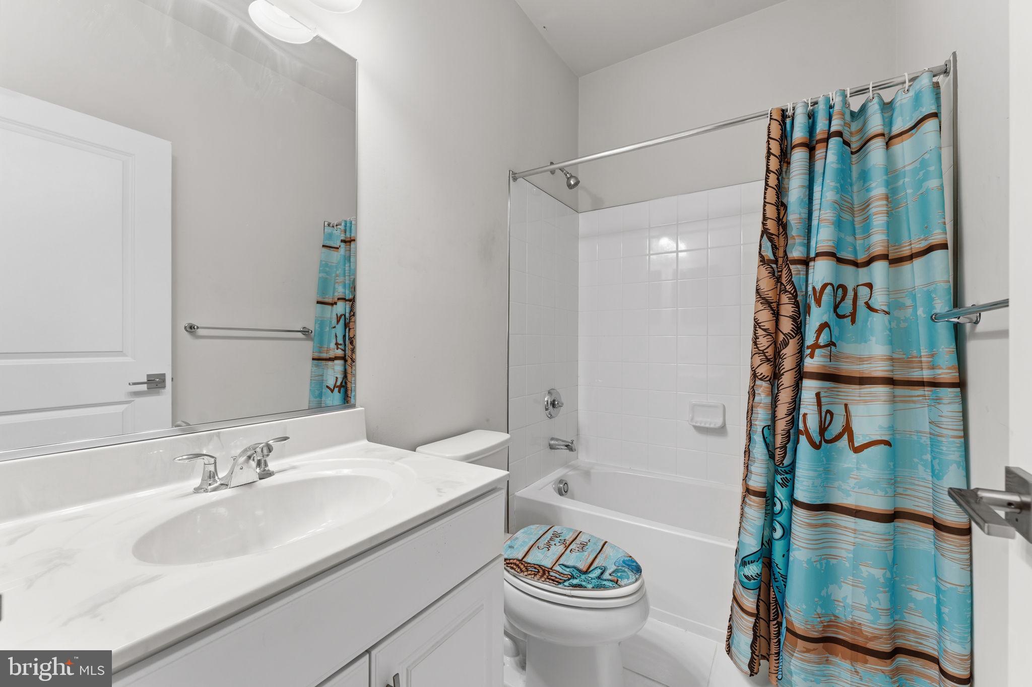 MARLBORO RIDGE - Residential