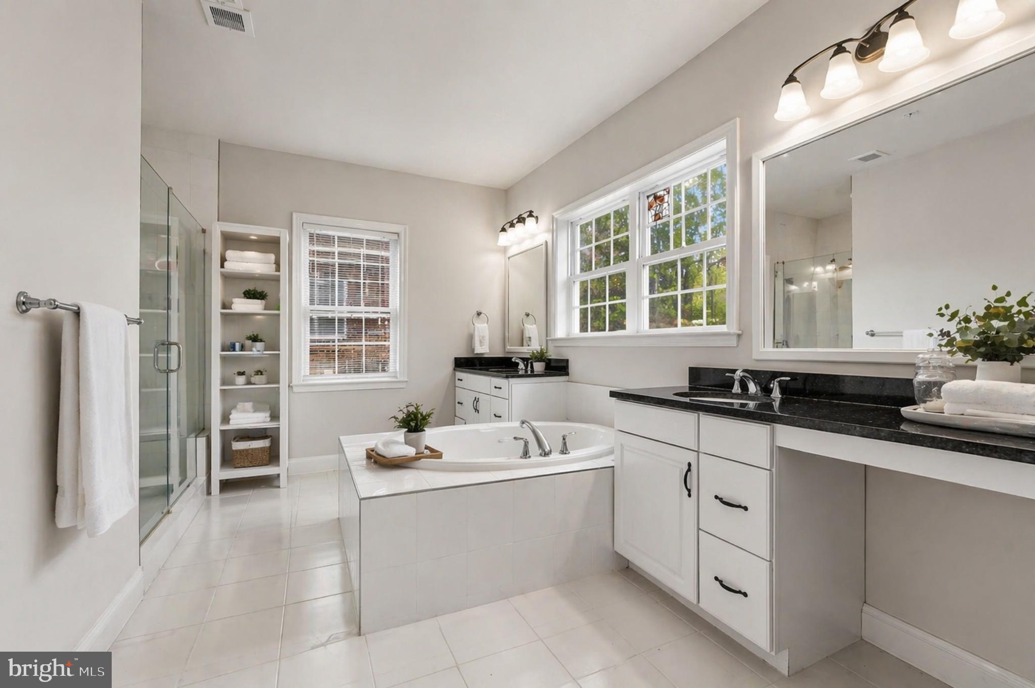 MARLBORO RIDGE - Residential