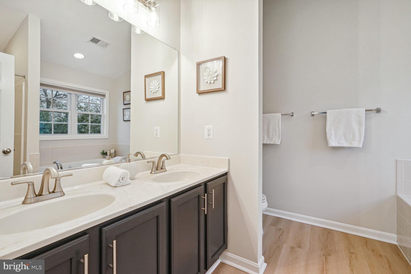 SUMMIT VEITCH - Residential