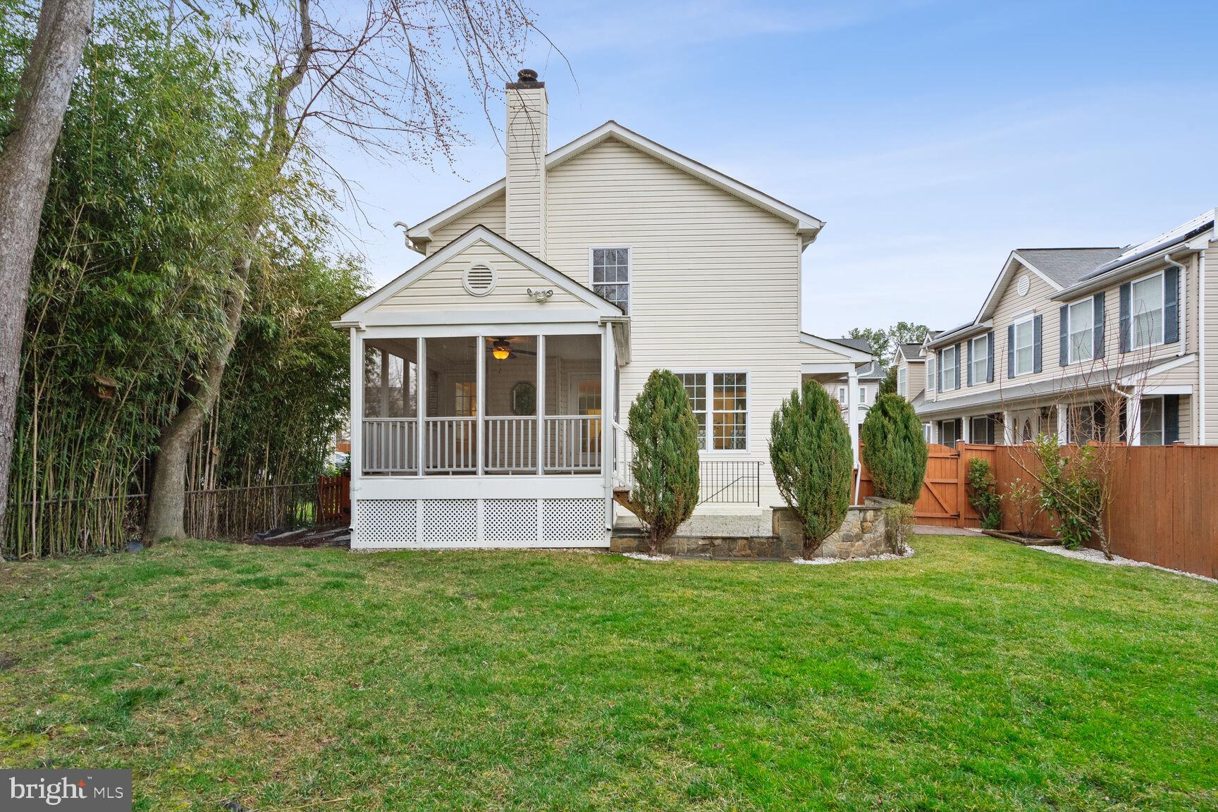 SUMMIT VEITCH - Residential