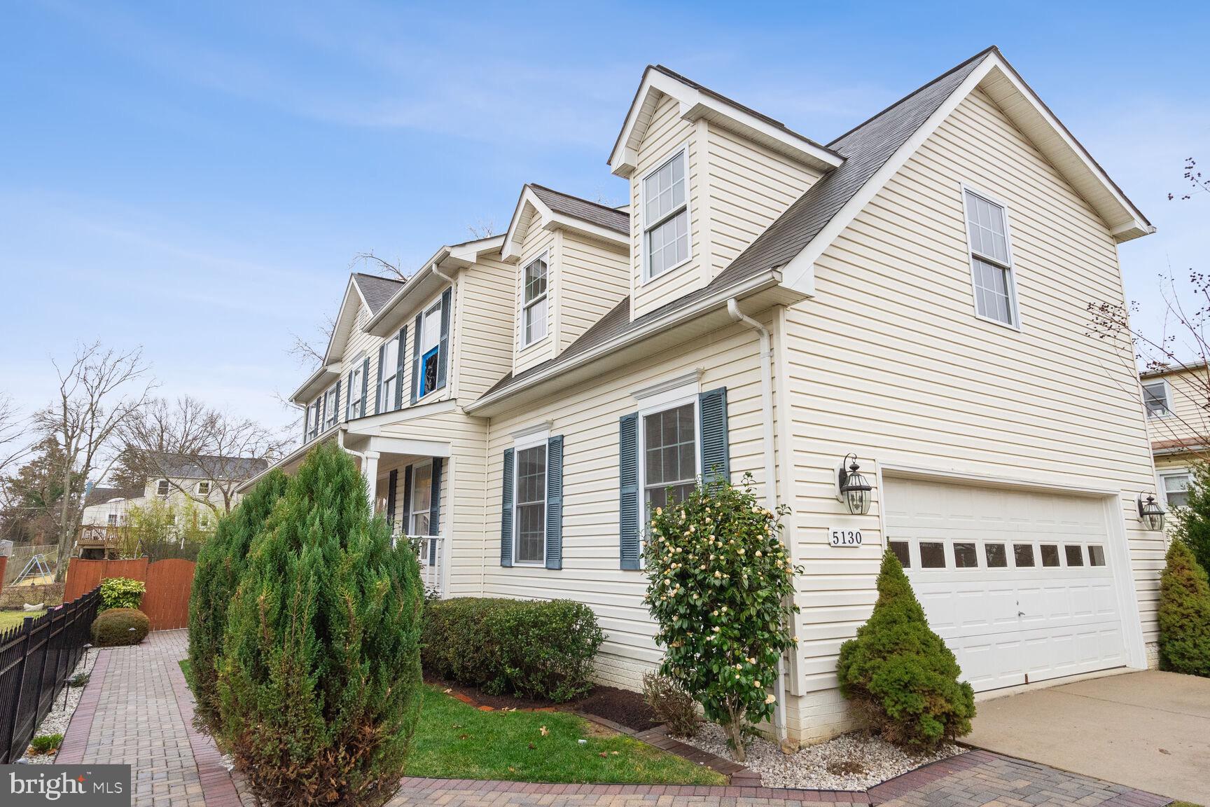 SUMMIT VEITCH - Residential