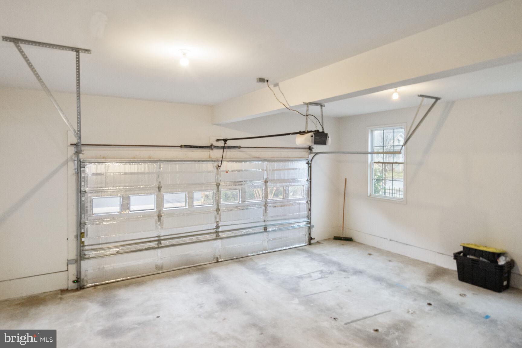 SUMMIT VEITCH - Residential