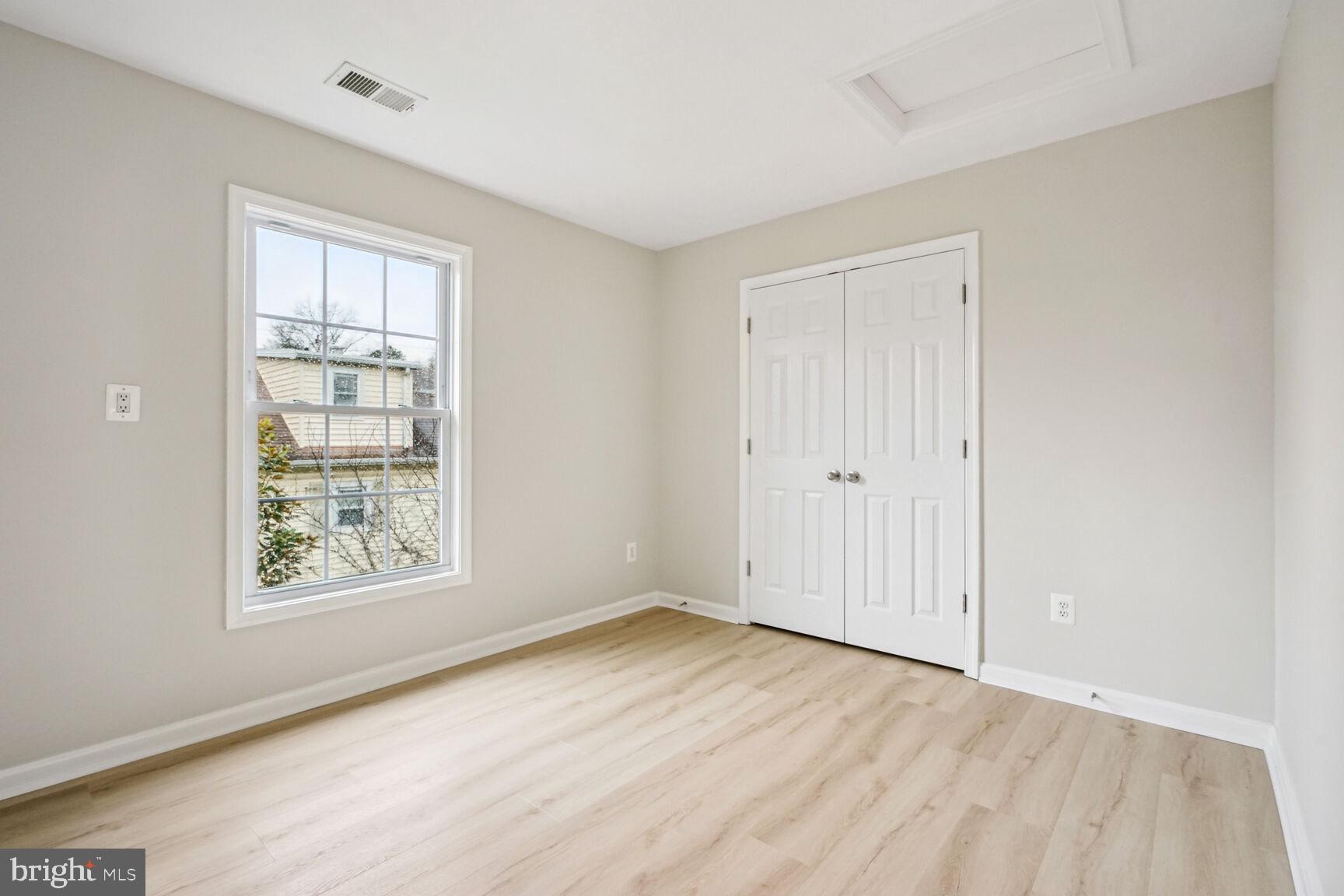 SUMMIT VEITCH - Residential