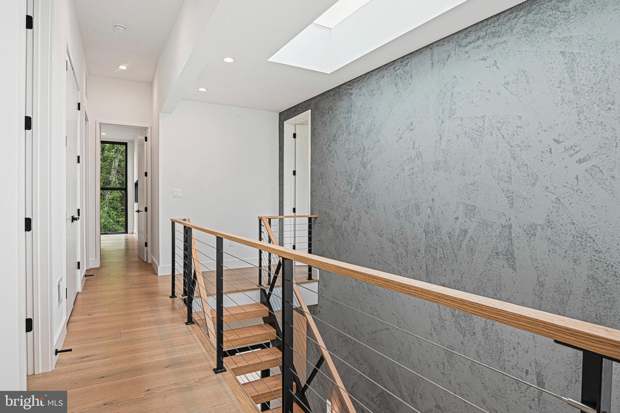 HAMPTONS OF MCLEAN - Residential