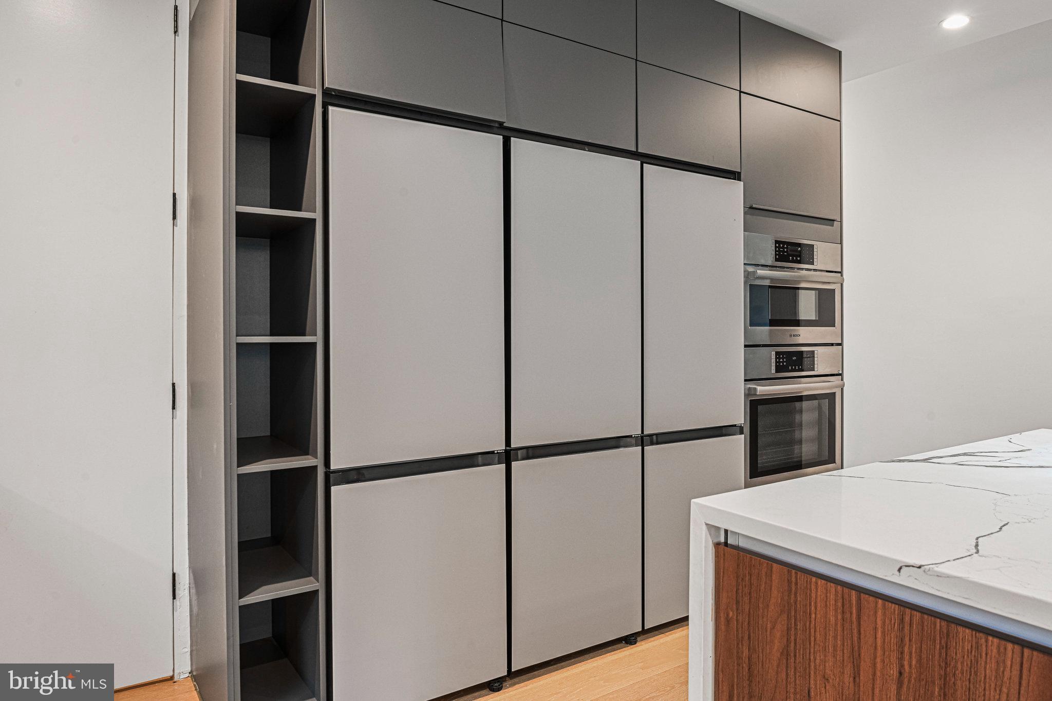 HAMPTONS OF MCLEAN - Residential