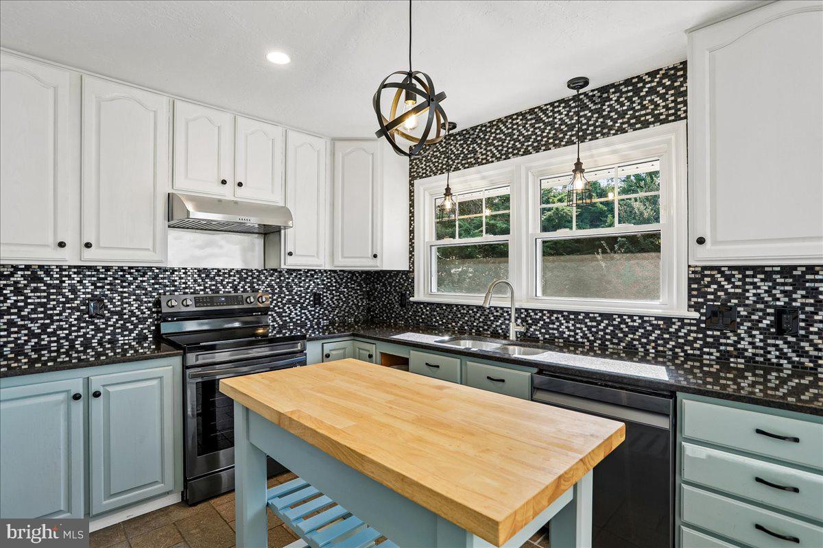 CANDLEWOOD PARK - Residential