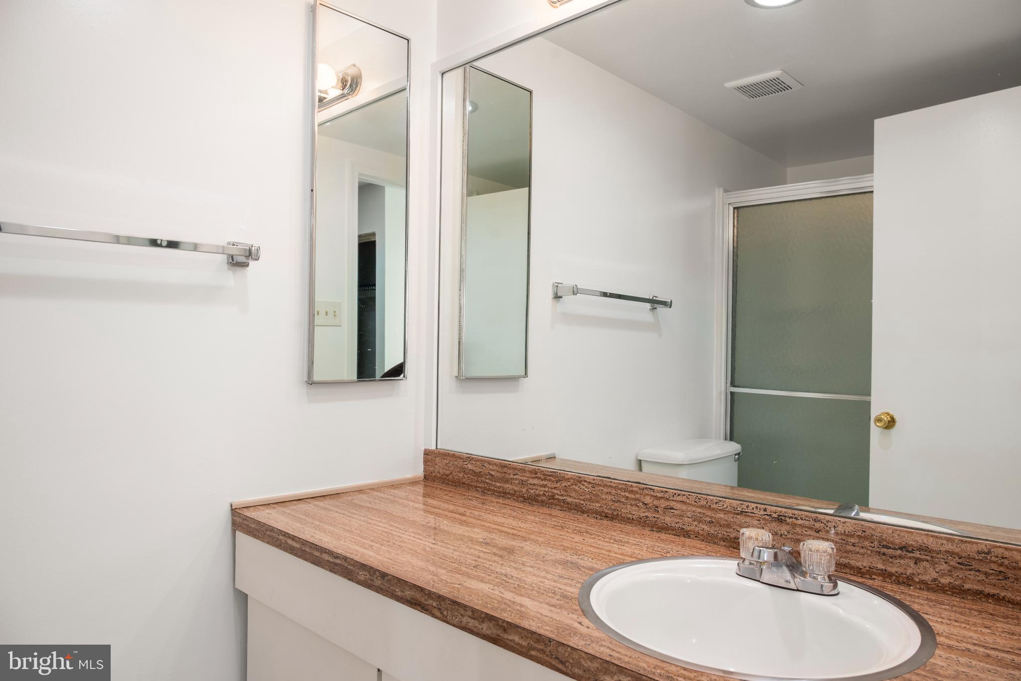 FAIRWINDS ON SEVERN - Residential Lease