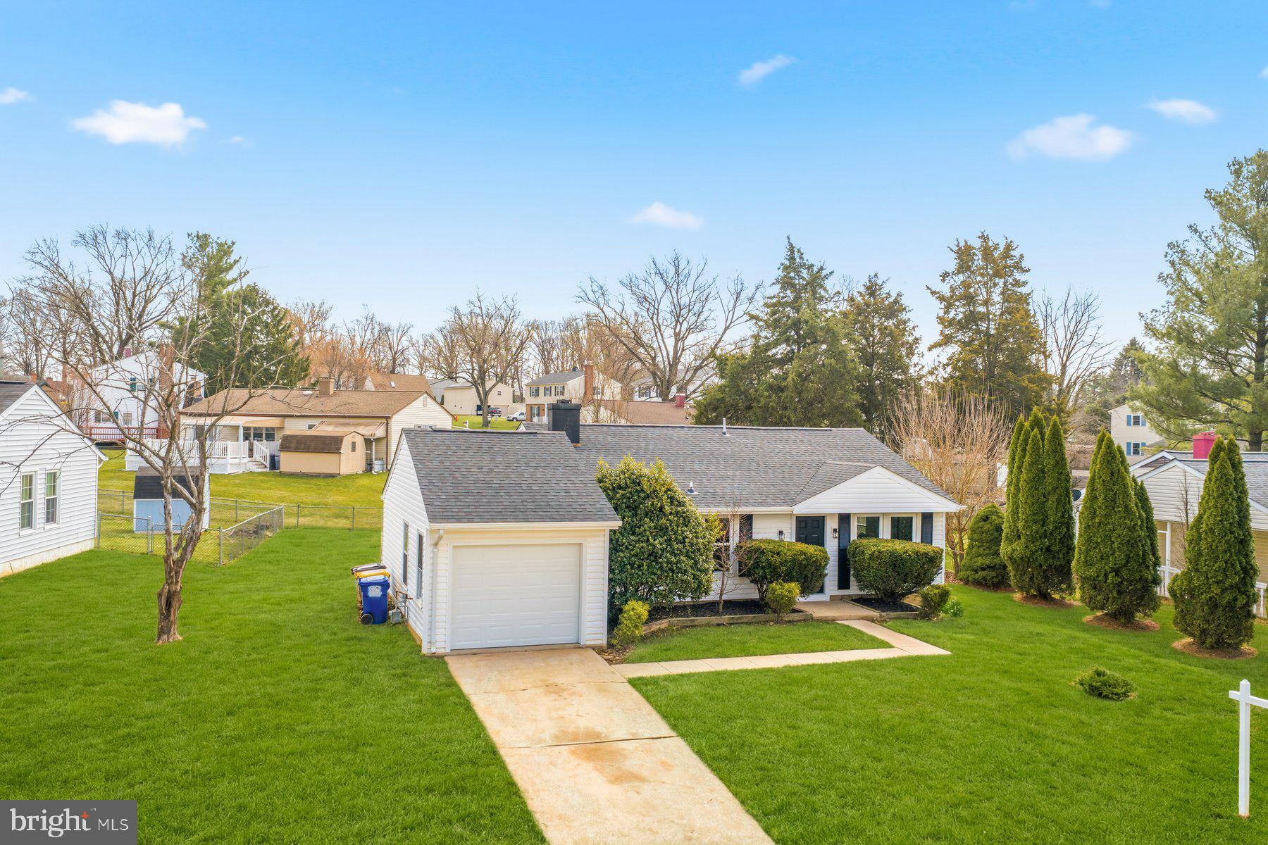 WOODBRIDGE VALLEY - Residential