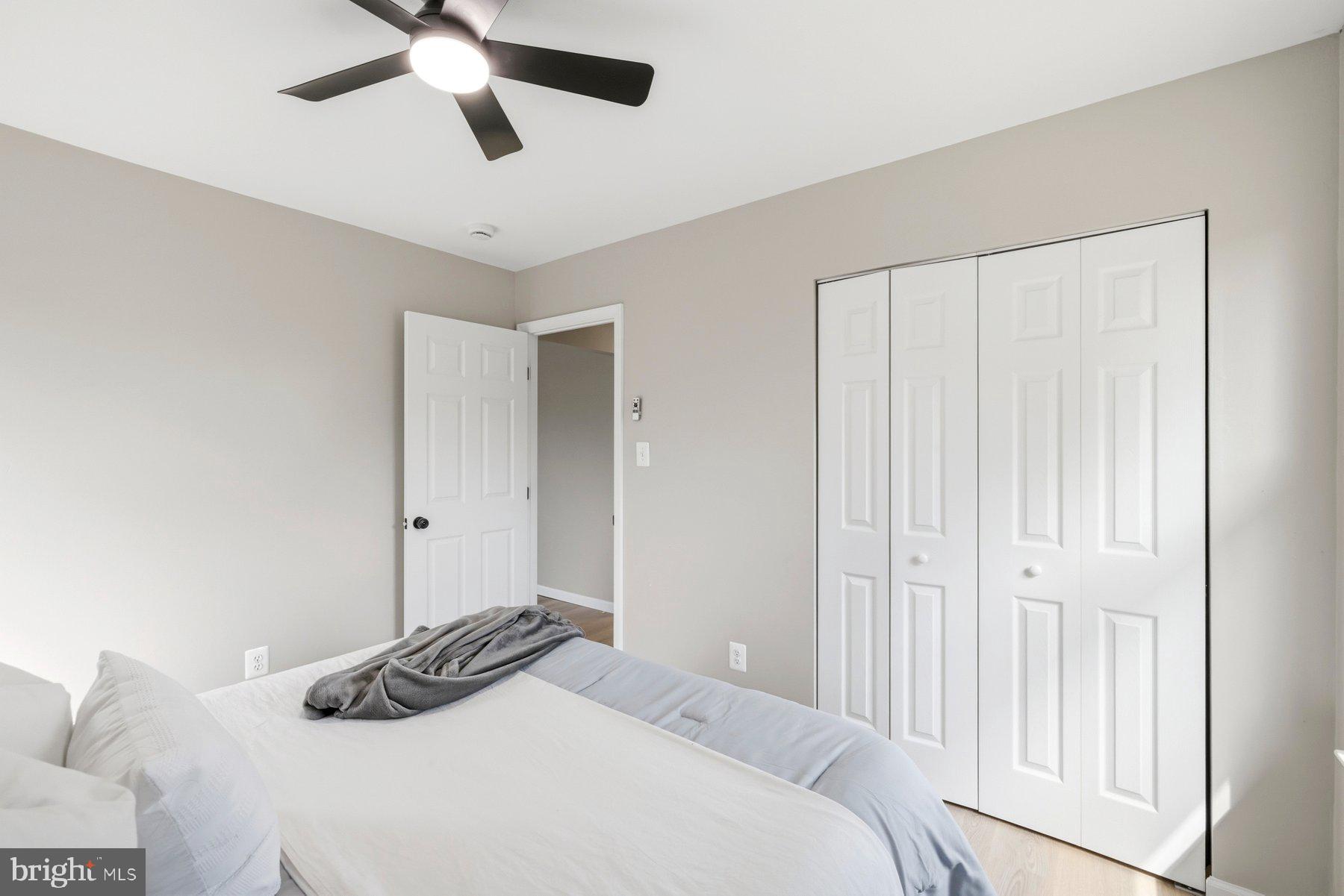 WOODBRIDGE VALLEY - Residential