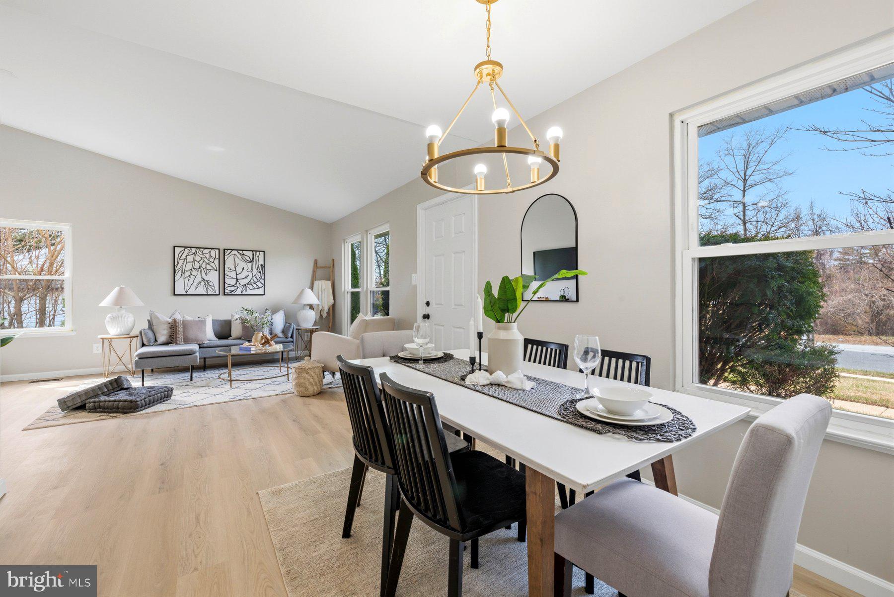 WOODBRIDGE VALLEY - Residential