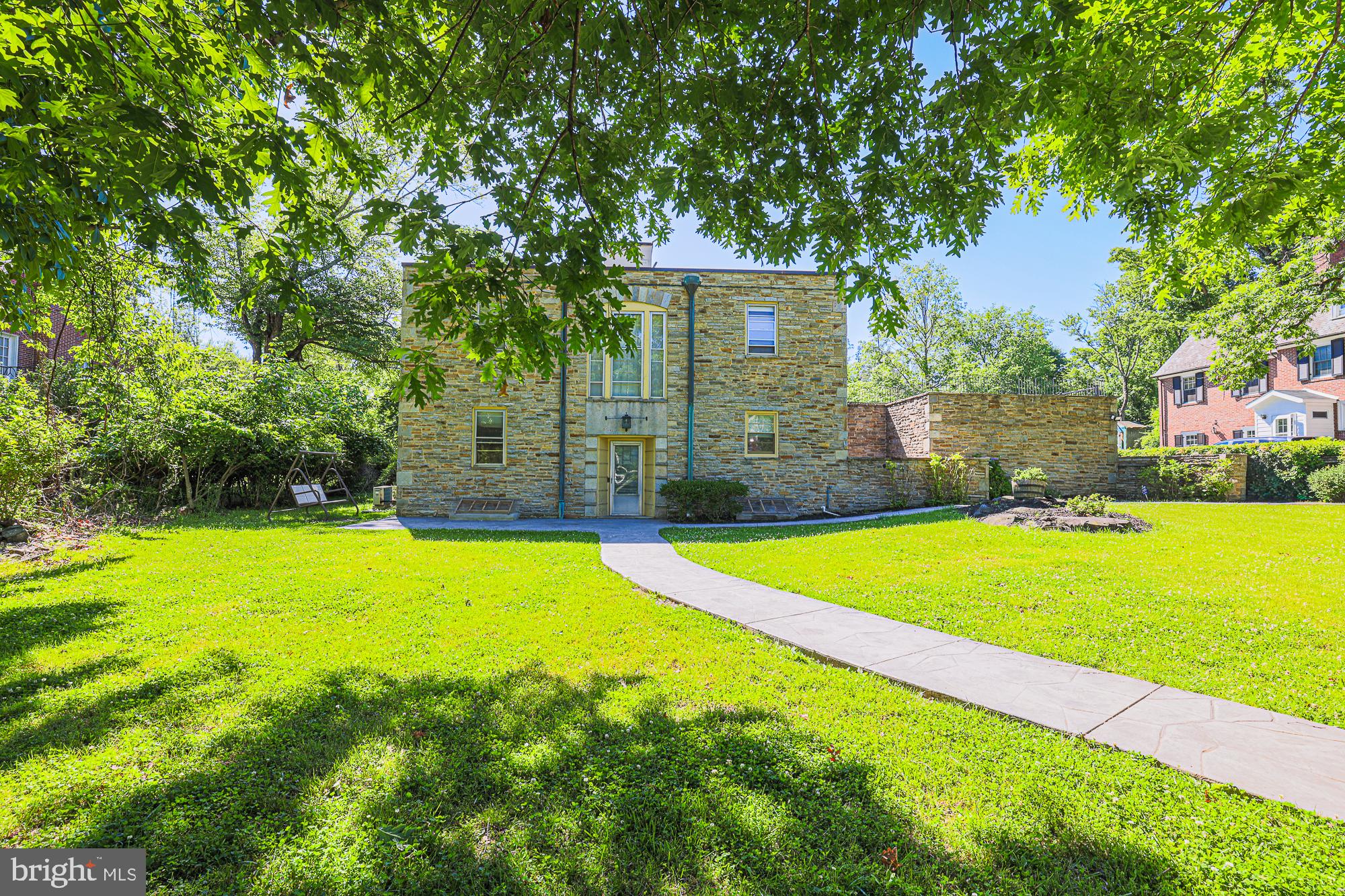 3305 BANCROFT ROAD