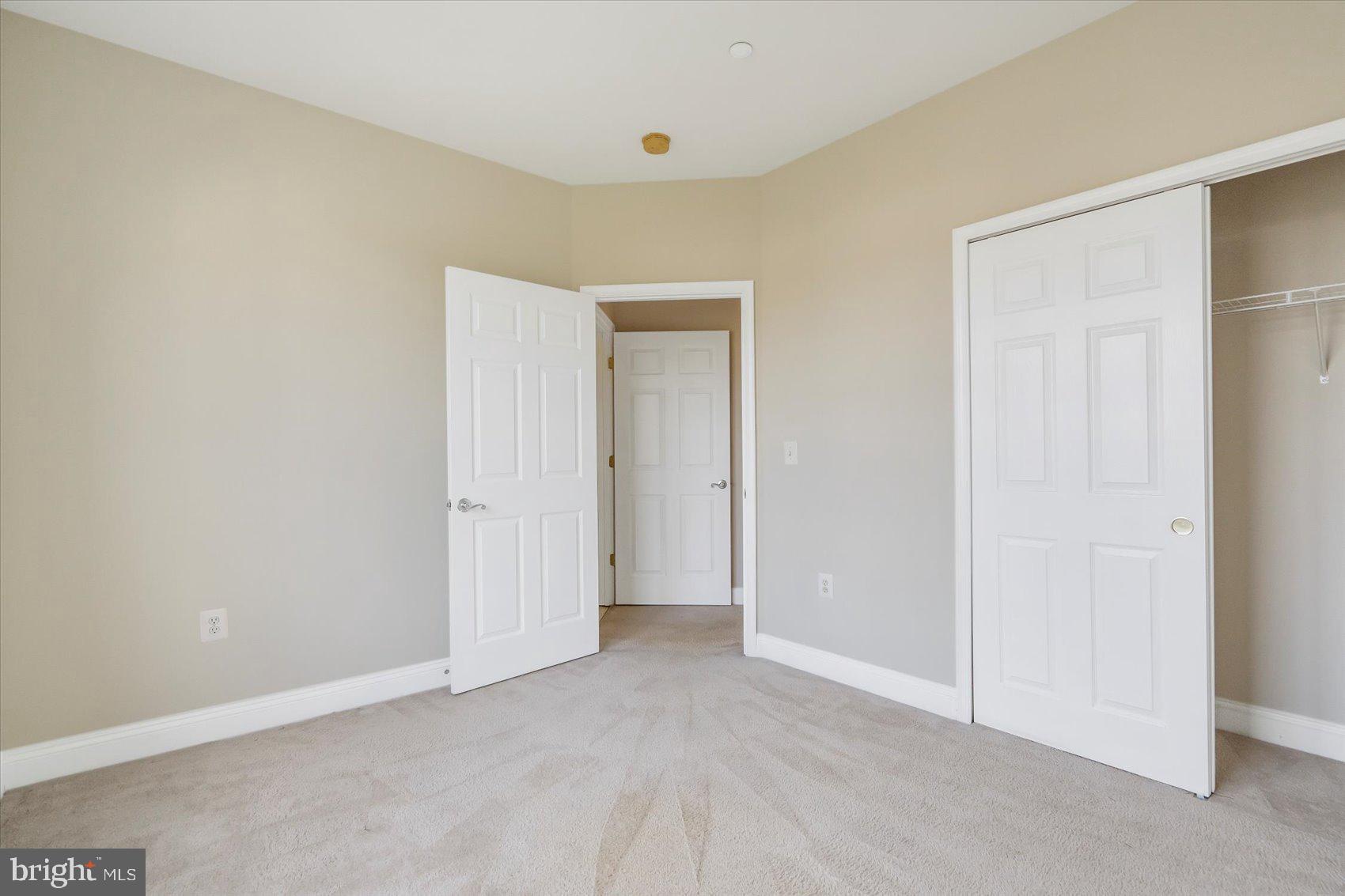 GREENBRIER HILLS - Residential