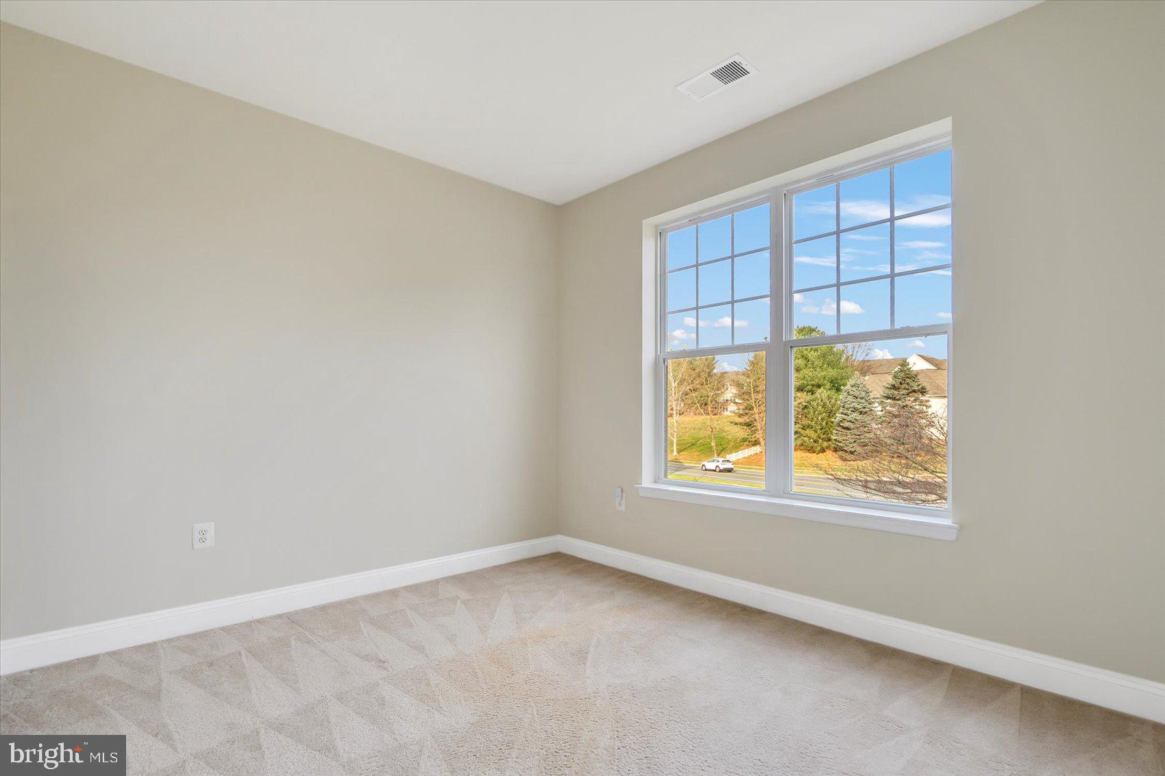 GREENBRIER HILLS - Residential