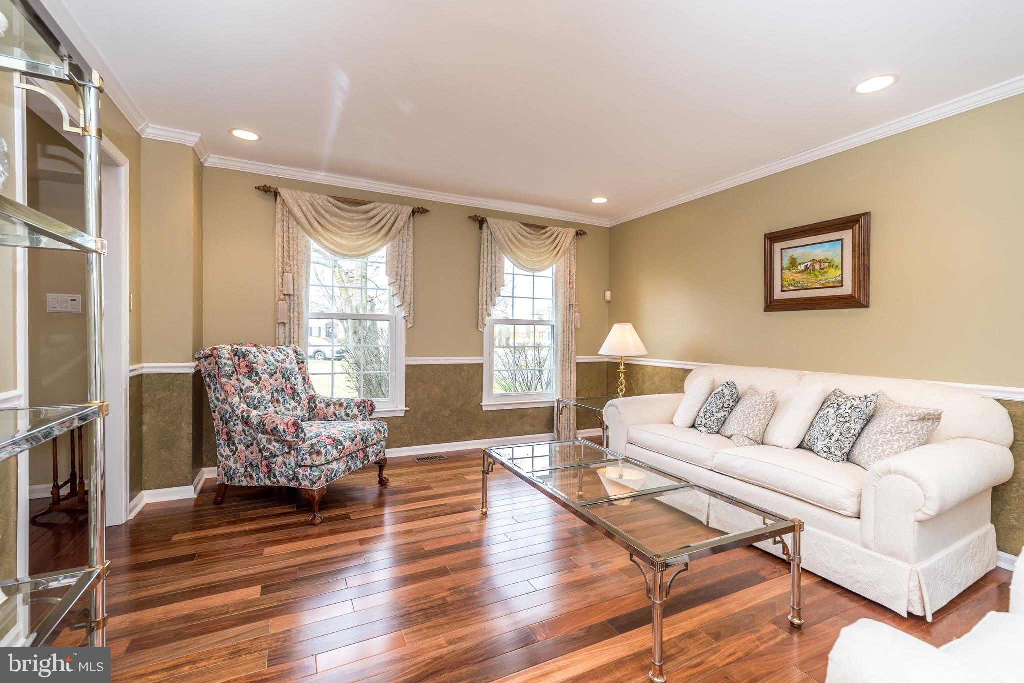 GWYNMONT FARMS - Residential