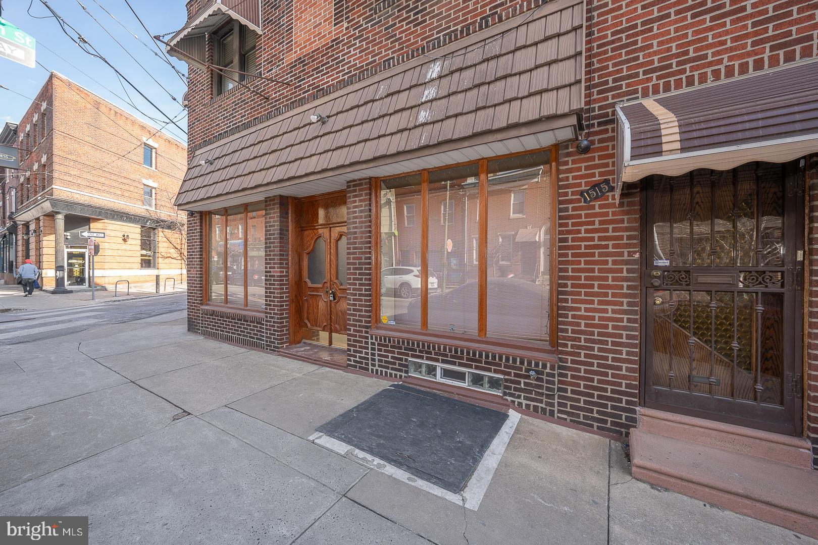 PASSYUNK SQUARE - Land