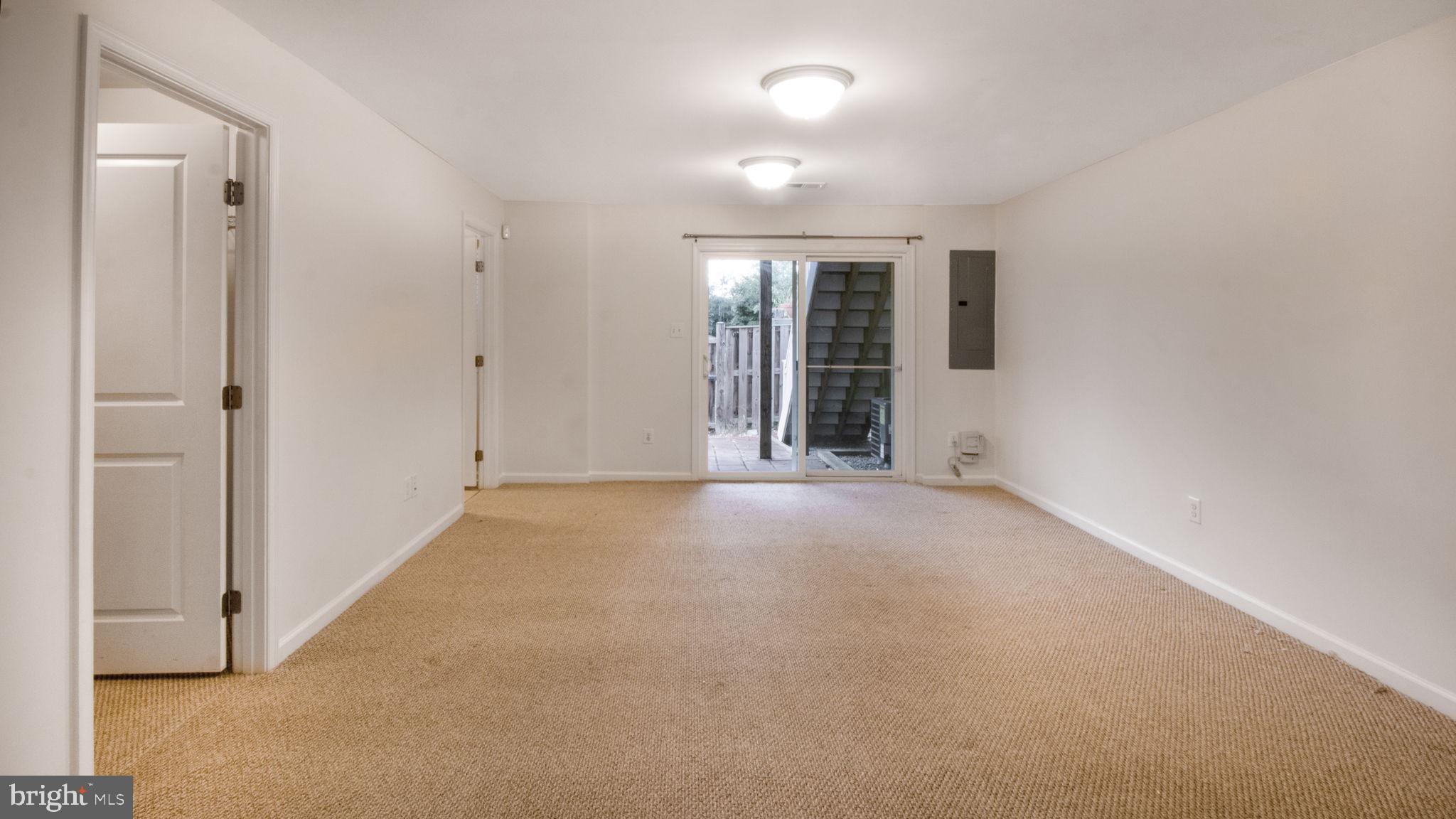 AUTUMN OAKS - Residential Lease