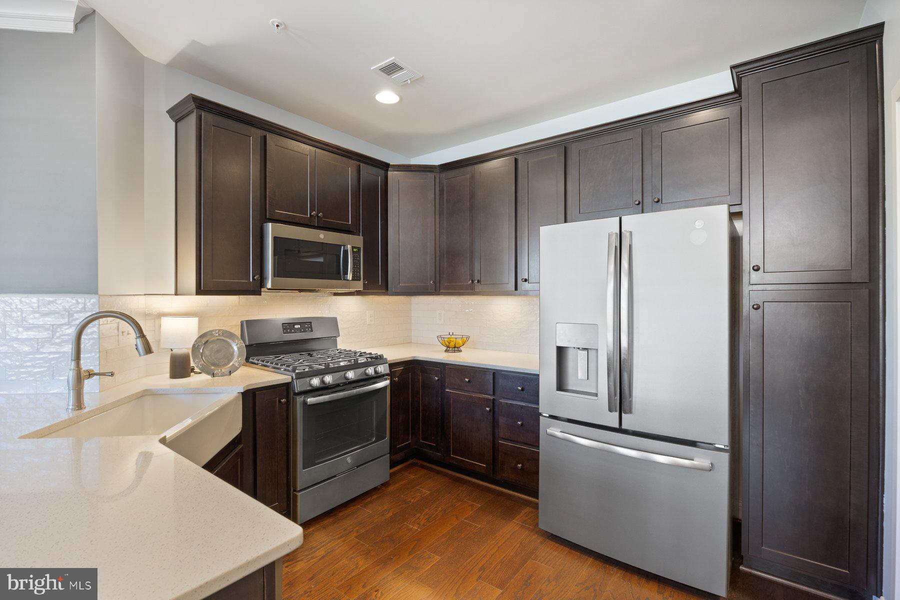 TWO RIVERS - Residential