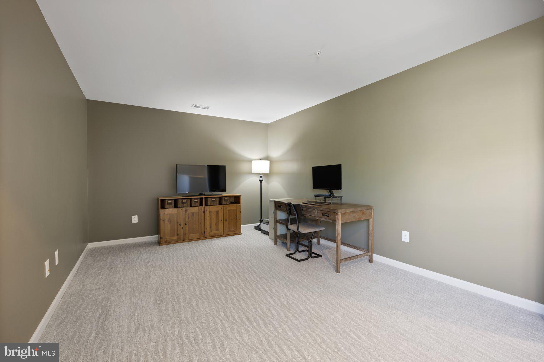 TWO RIVERS - Residential