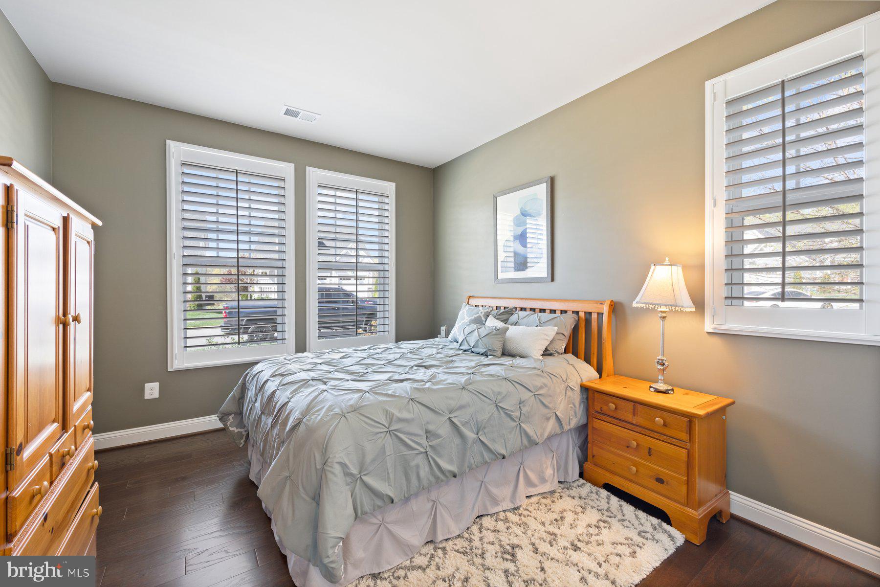 TWO RIVERS - Residential