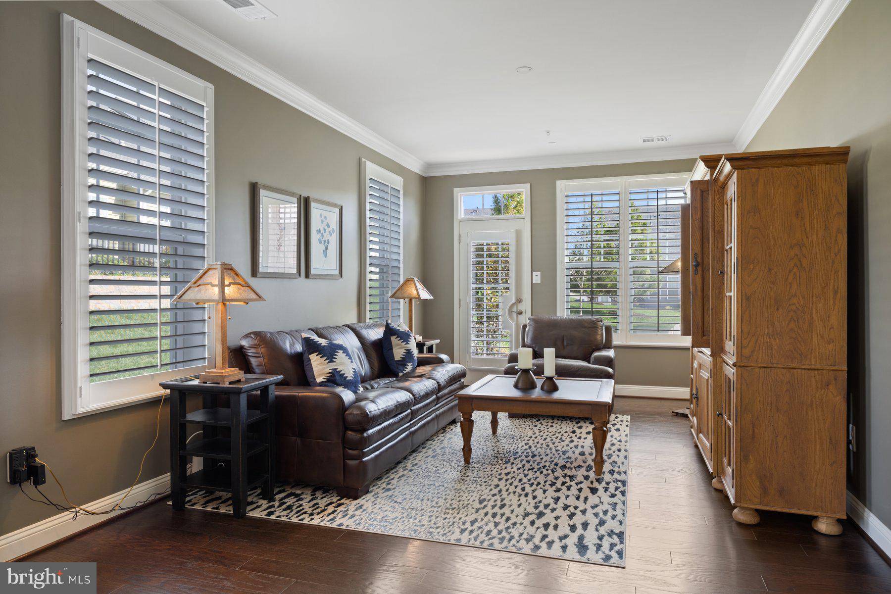 TWO RIVERS - Residential