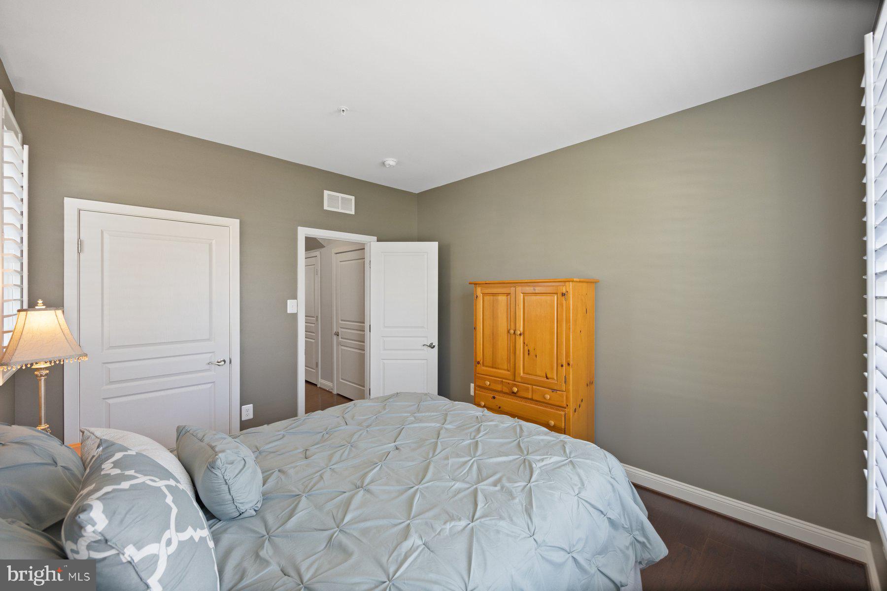 TWO RIVERS - Residential